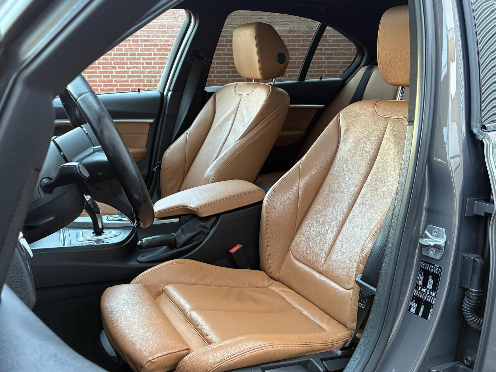 Foto van BMW 320i