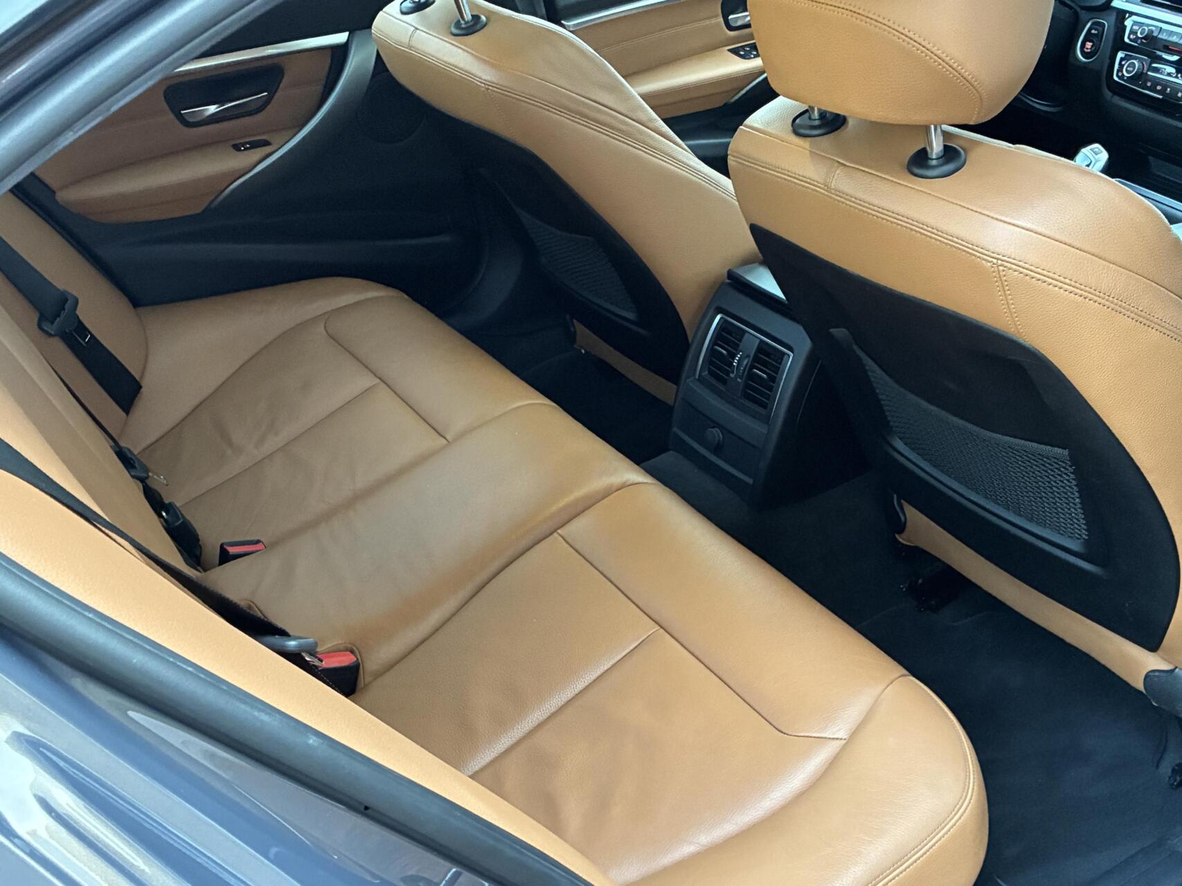 Foto van BMW 320i