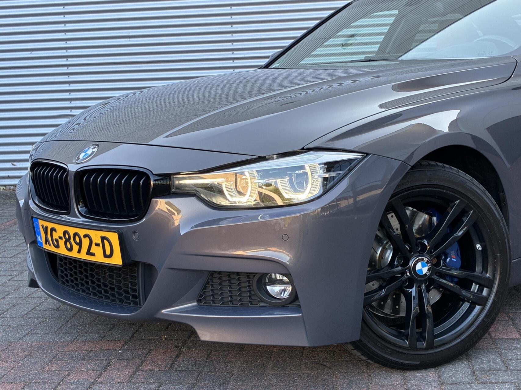 Foto van BMW 320i