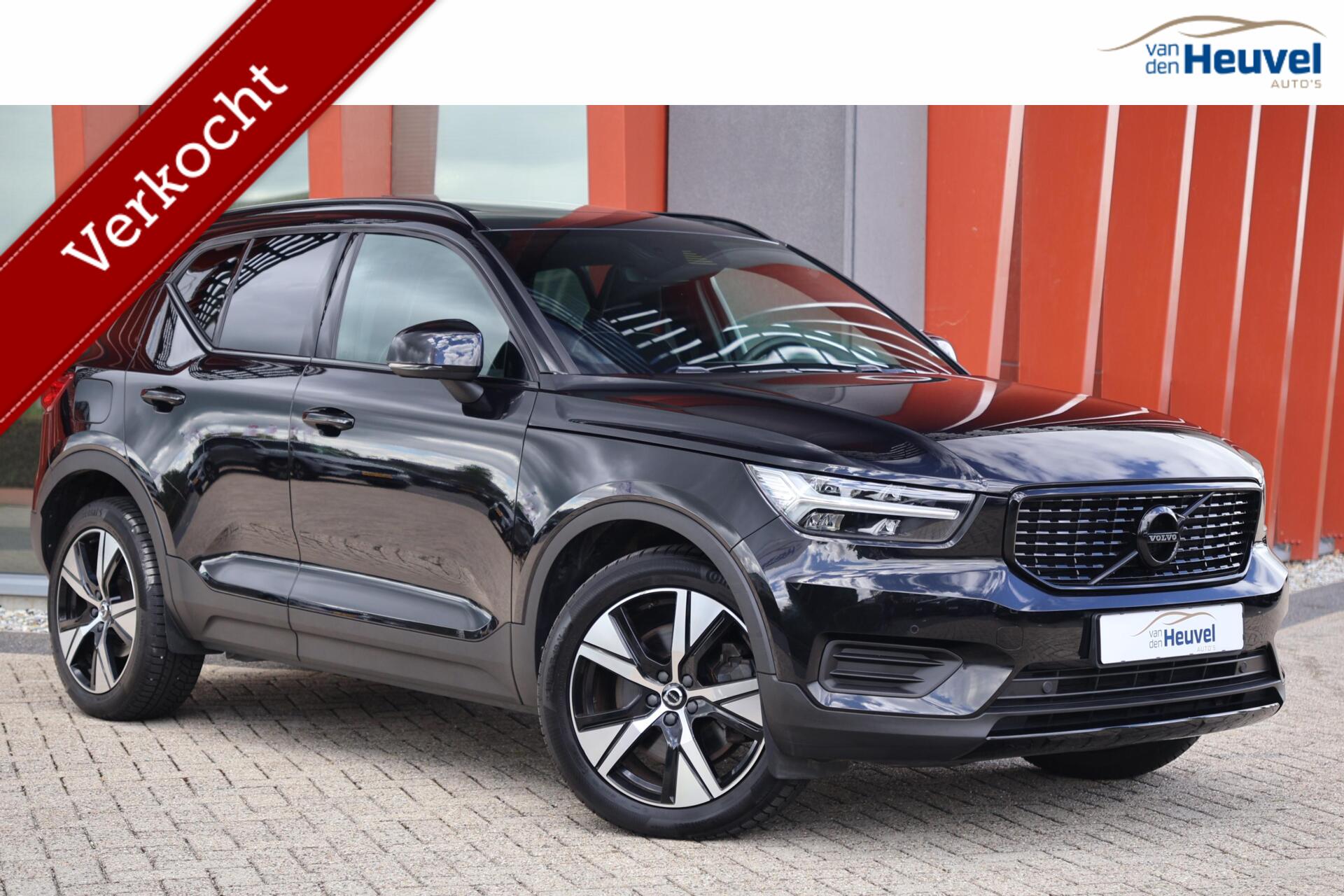 Volvo XC40 T5 Recharge R-Design | Trekhaak | Parkeercamera | Stoelverwarming |  Glossy Black 2020 - voorkant