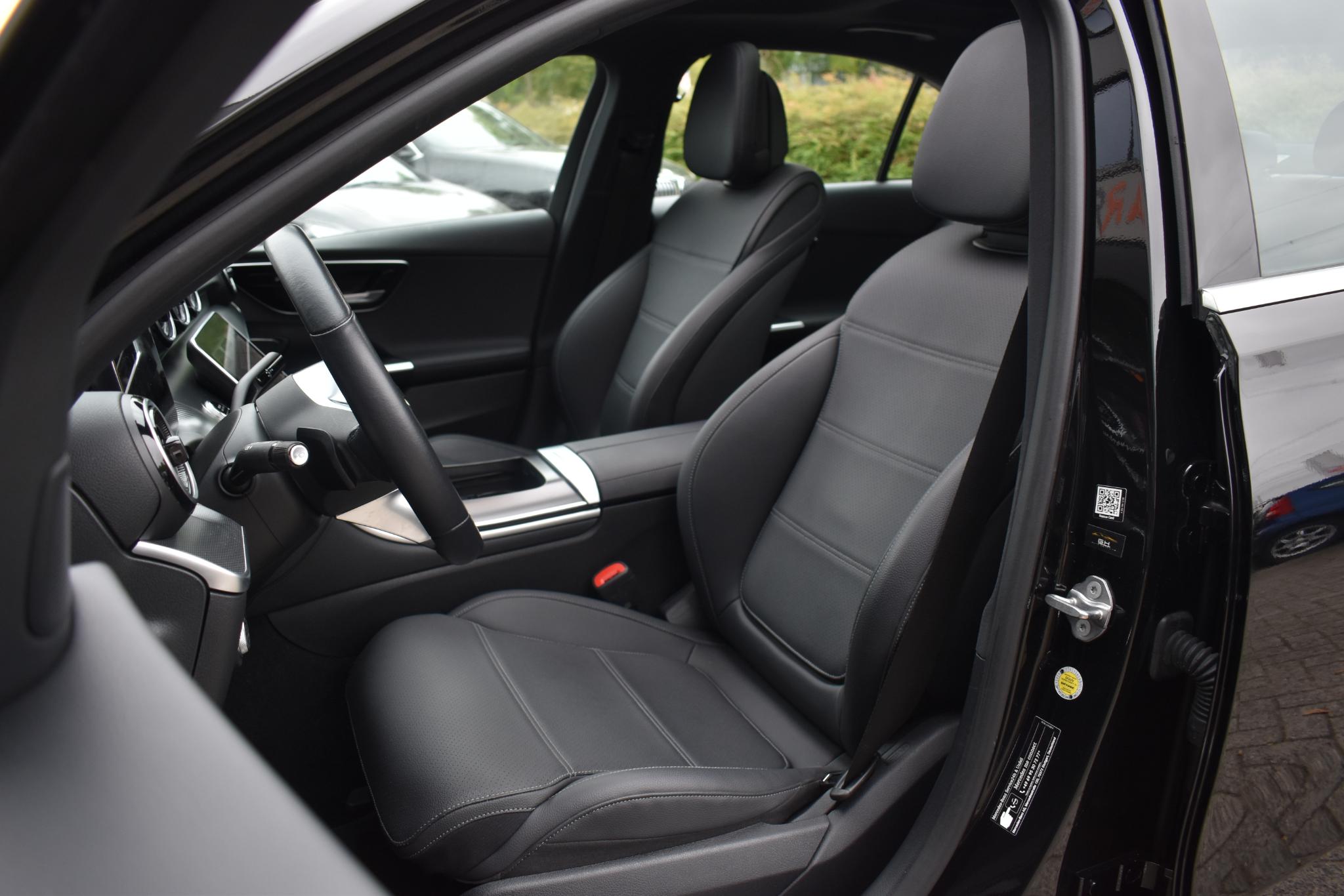 Foto van Mercedes-Benz C 300 E