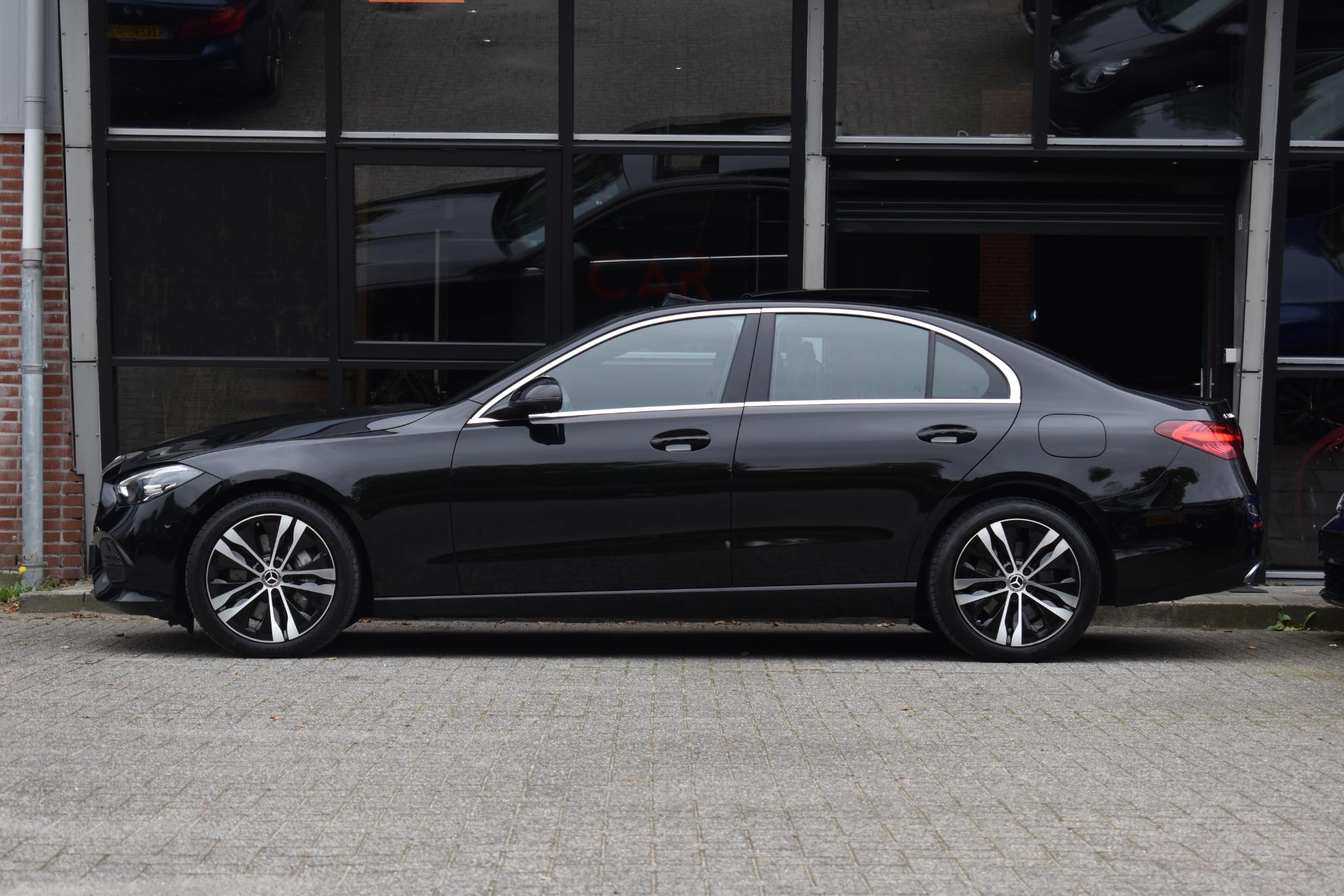 Foto van Mercedes-Benz C 300 E
