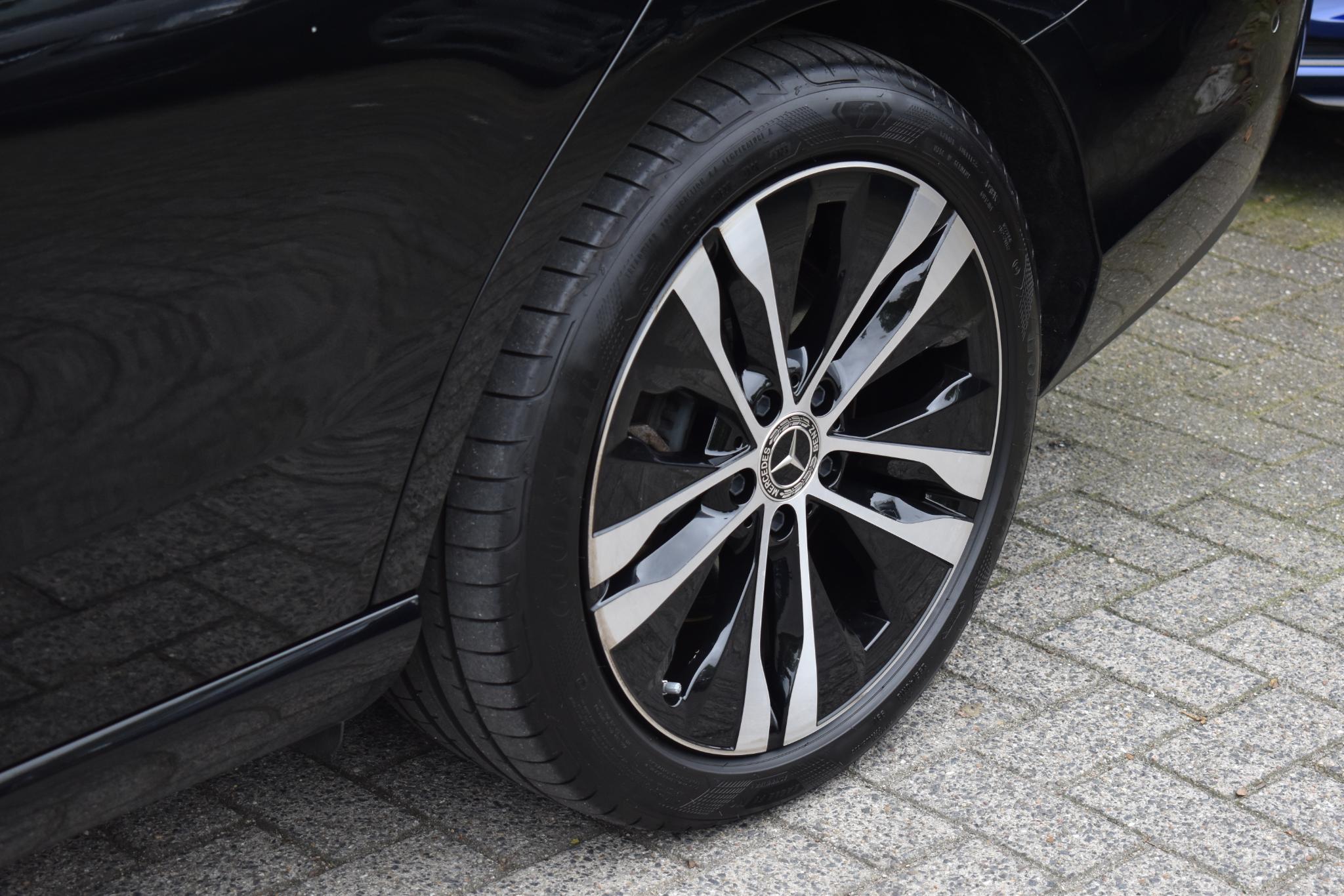 Foto van Mercedes-Benz C 300 E