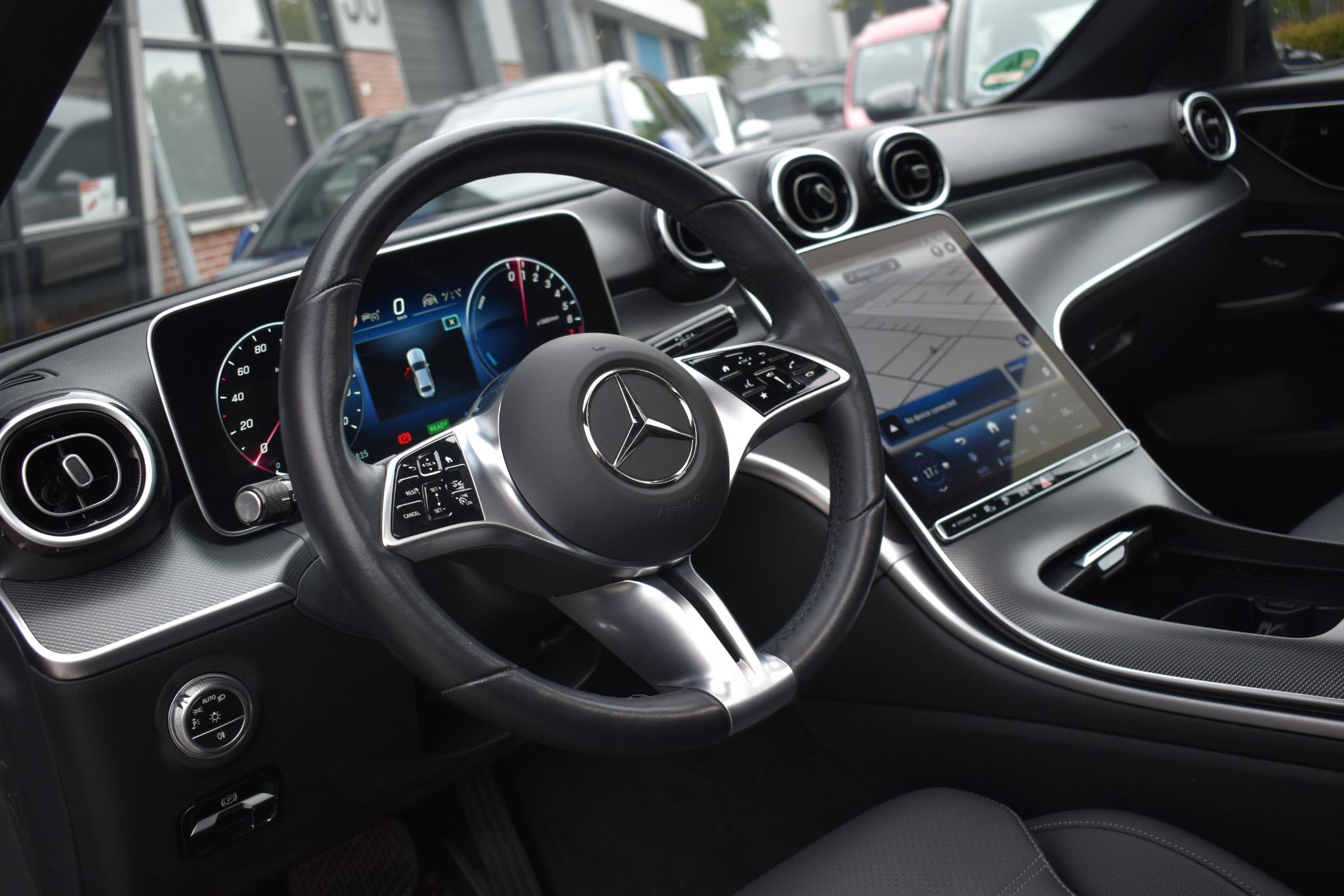 Foto van Mercedes-Benz C 300 E