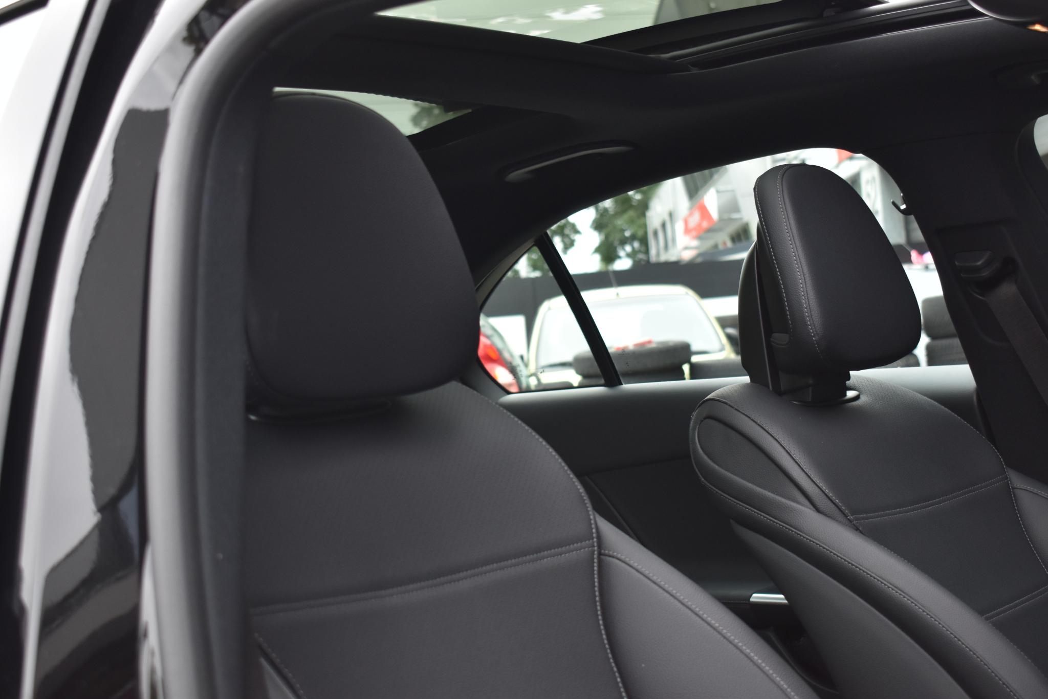 Foto van Mercedes-Benz C 300 E
