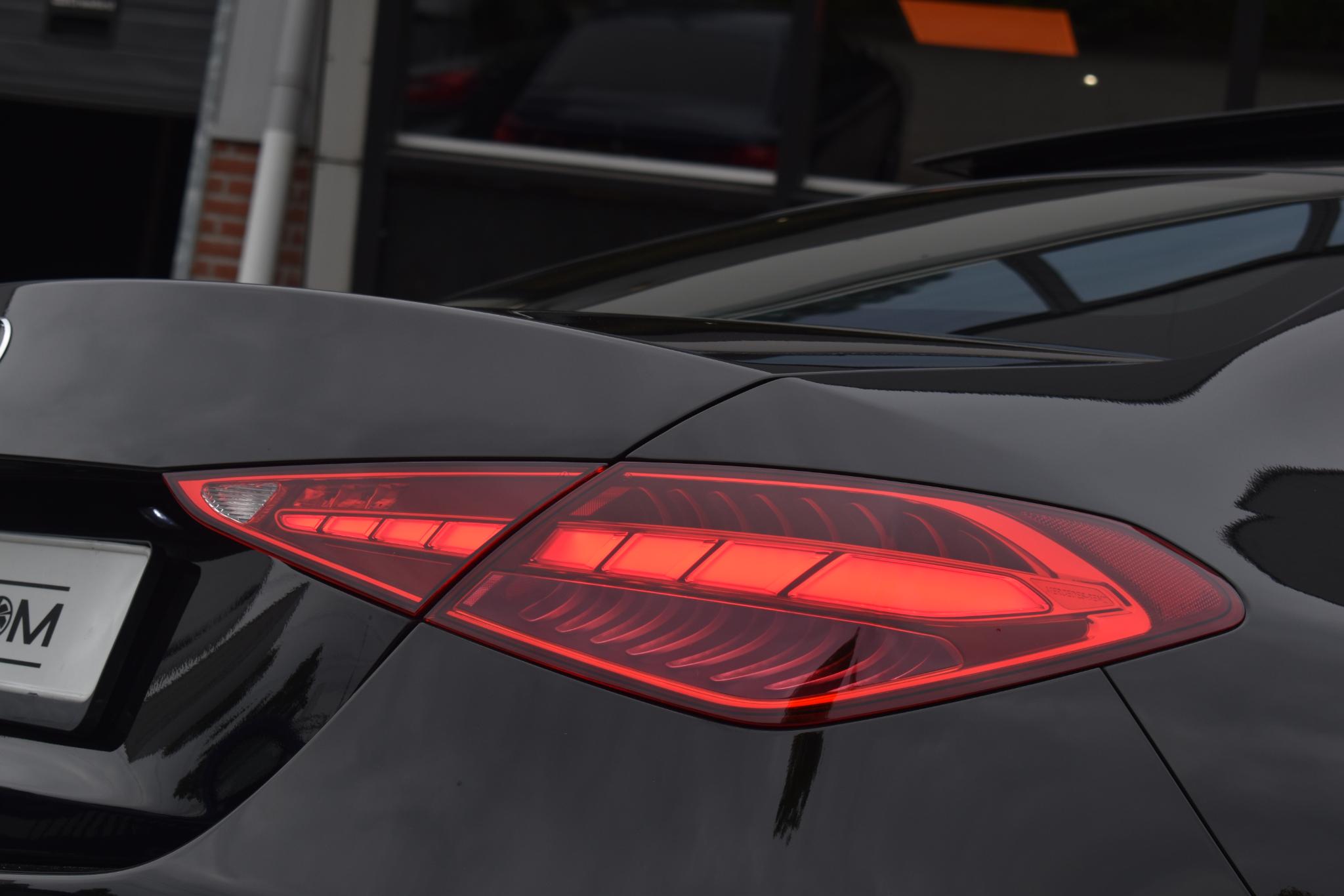 Foto van Mercedes-Benz C 300 E