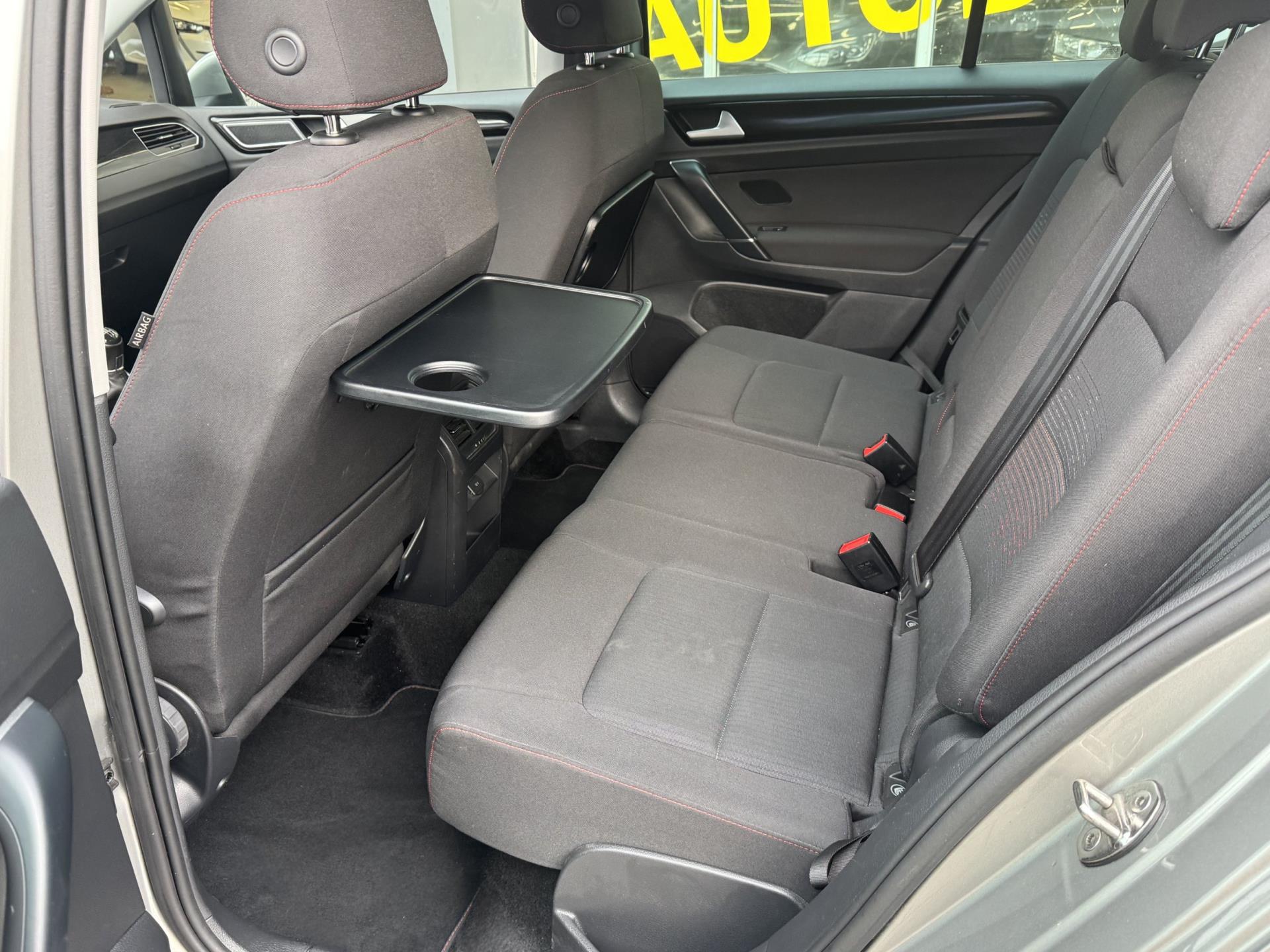 Foto van Volkswagen Golf Sportsvan