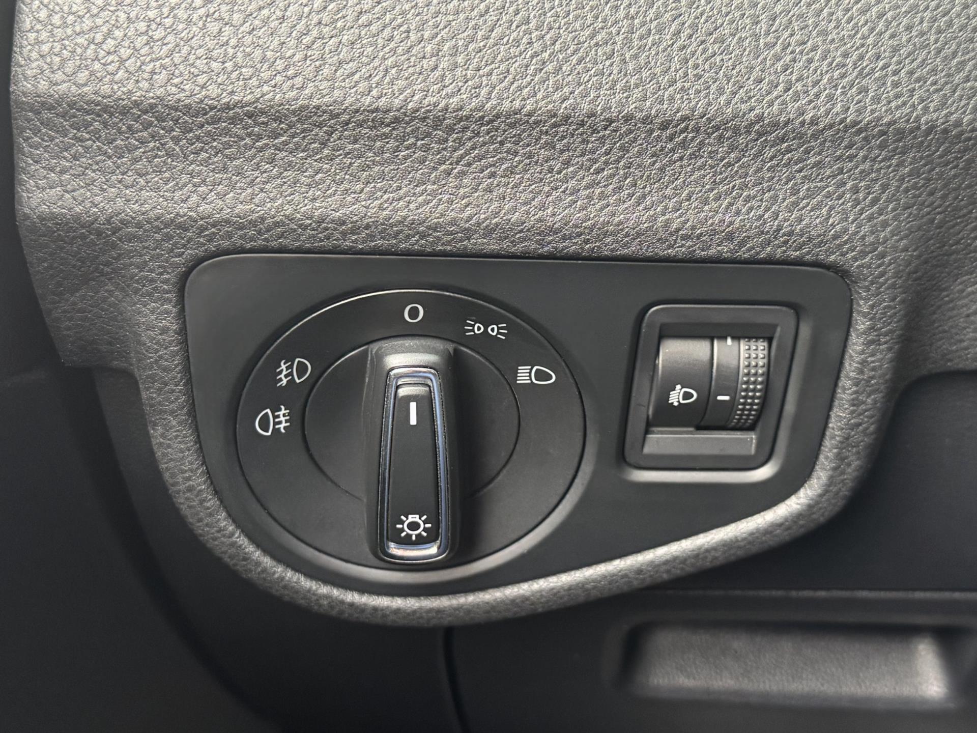 Foto van Volkswagen Golf Sportsvan