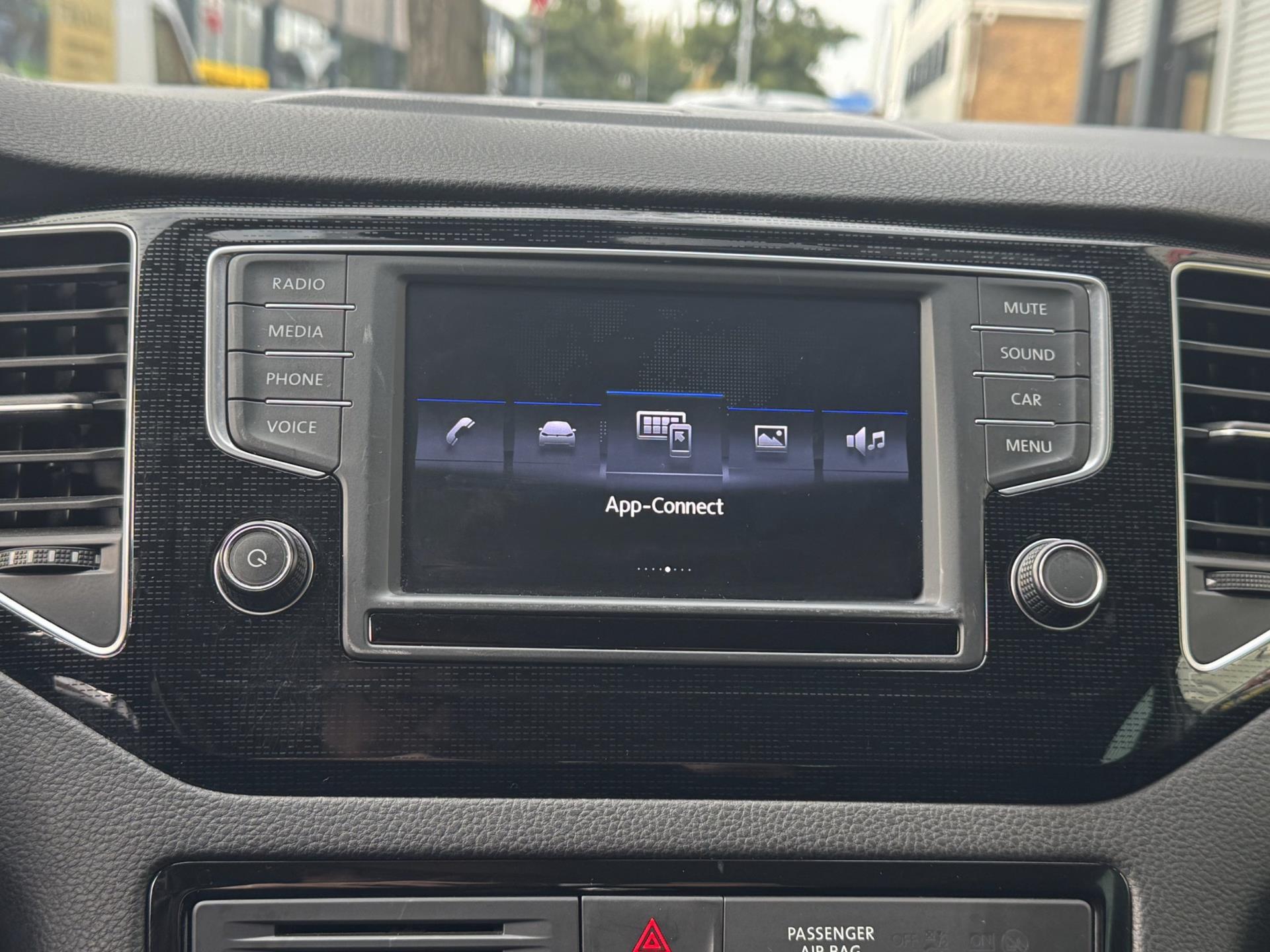 Foto van Volkswagen Golf Sportsvan