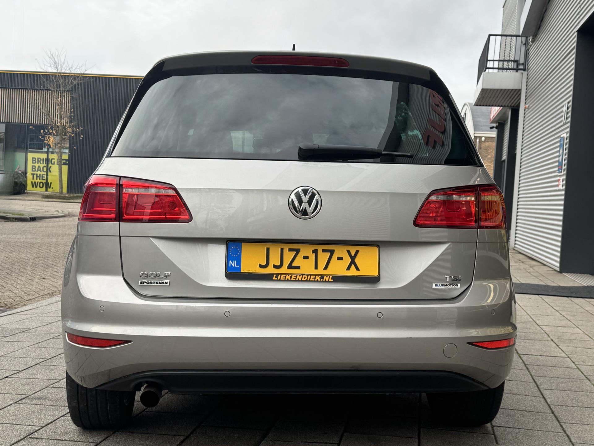Foto van Volkswagen Golf Sportsvan