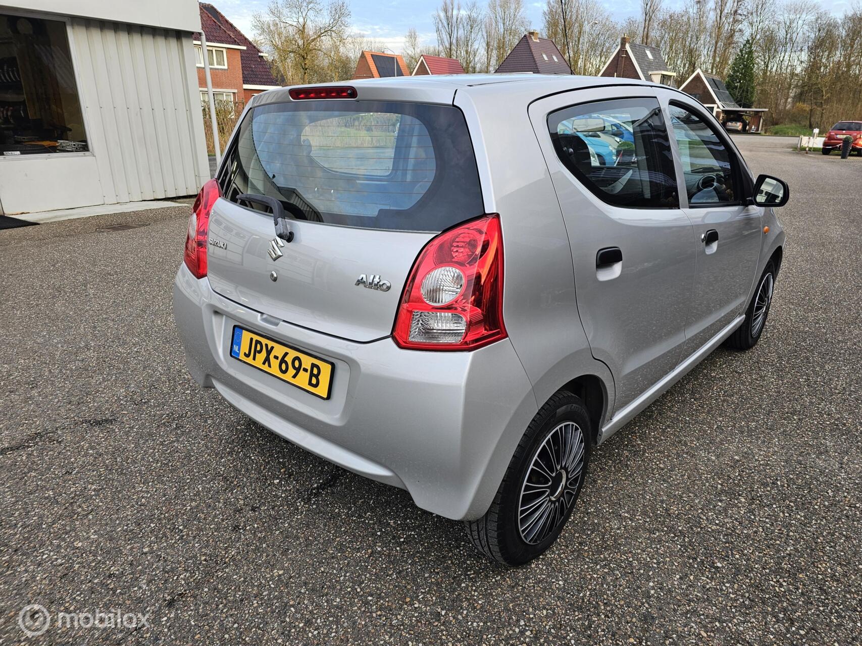 Foto van Suzuki Alto