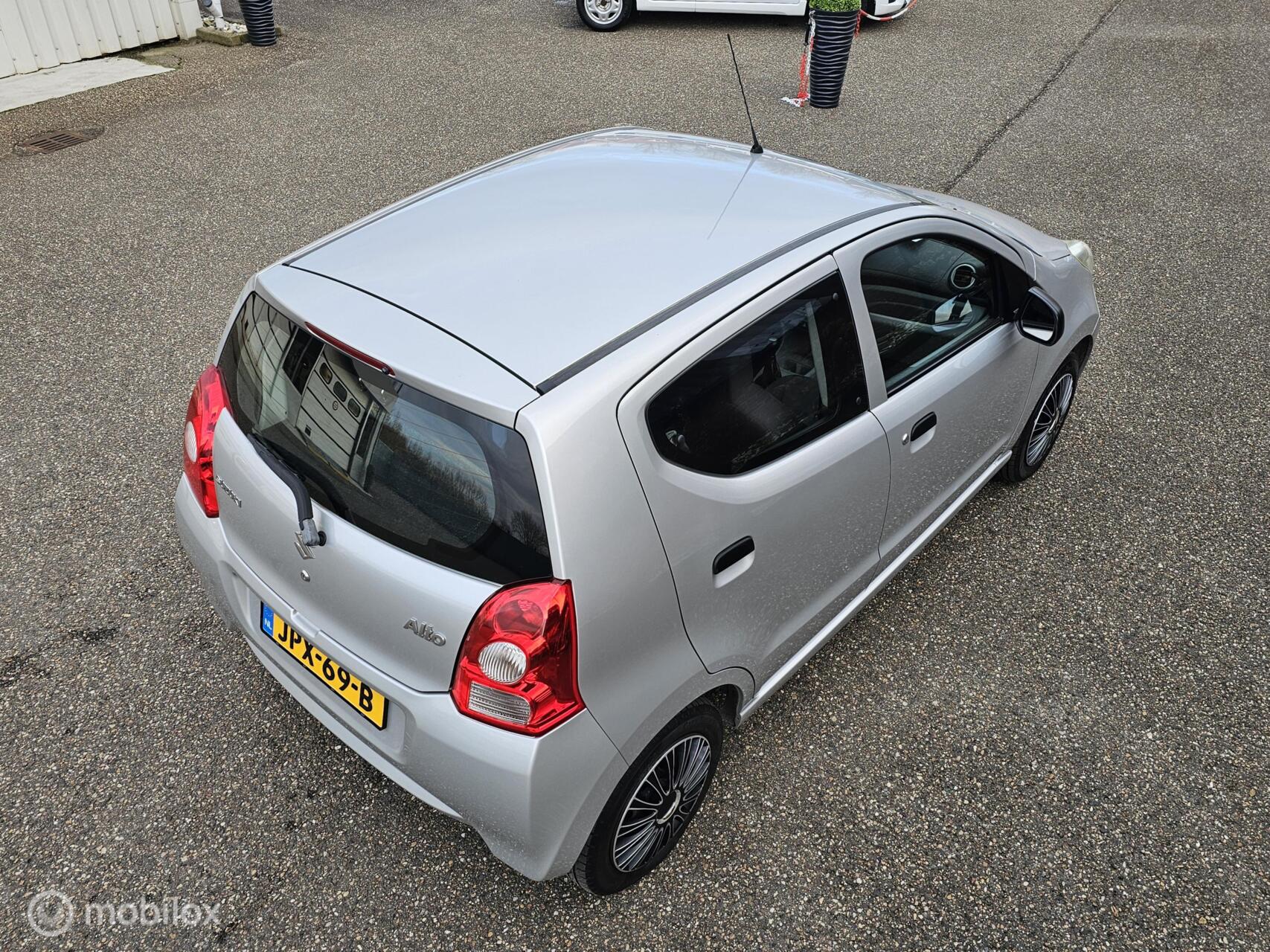Foto van Suzuki Alto