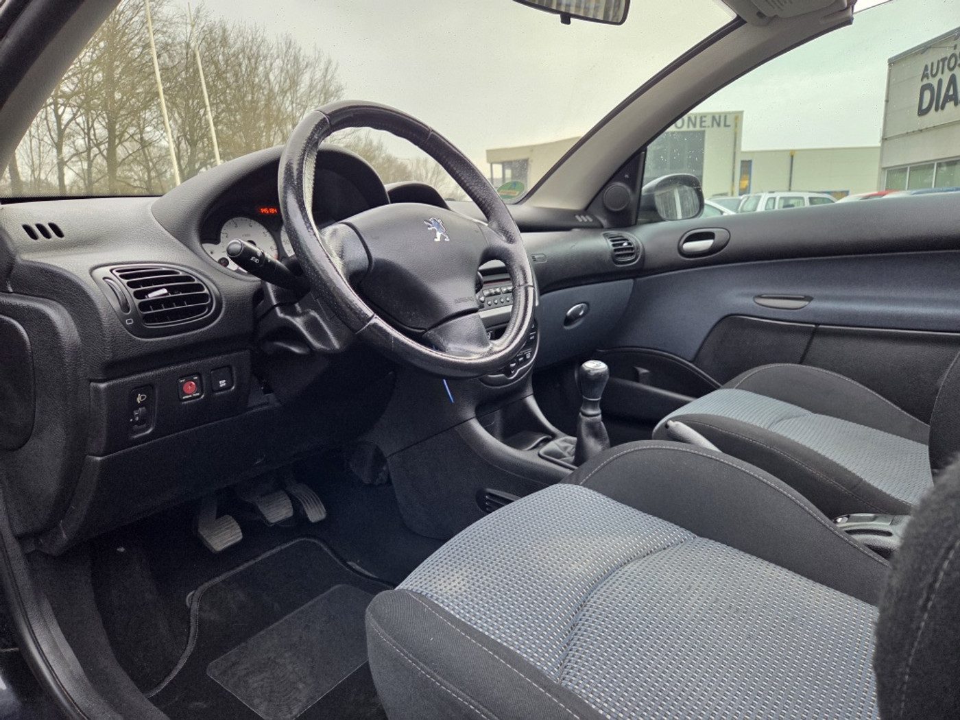 Foto van Peugeot 206 CC