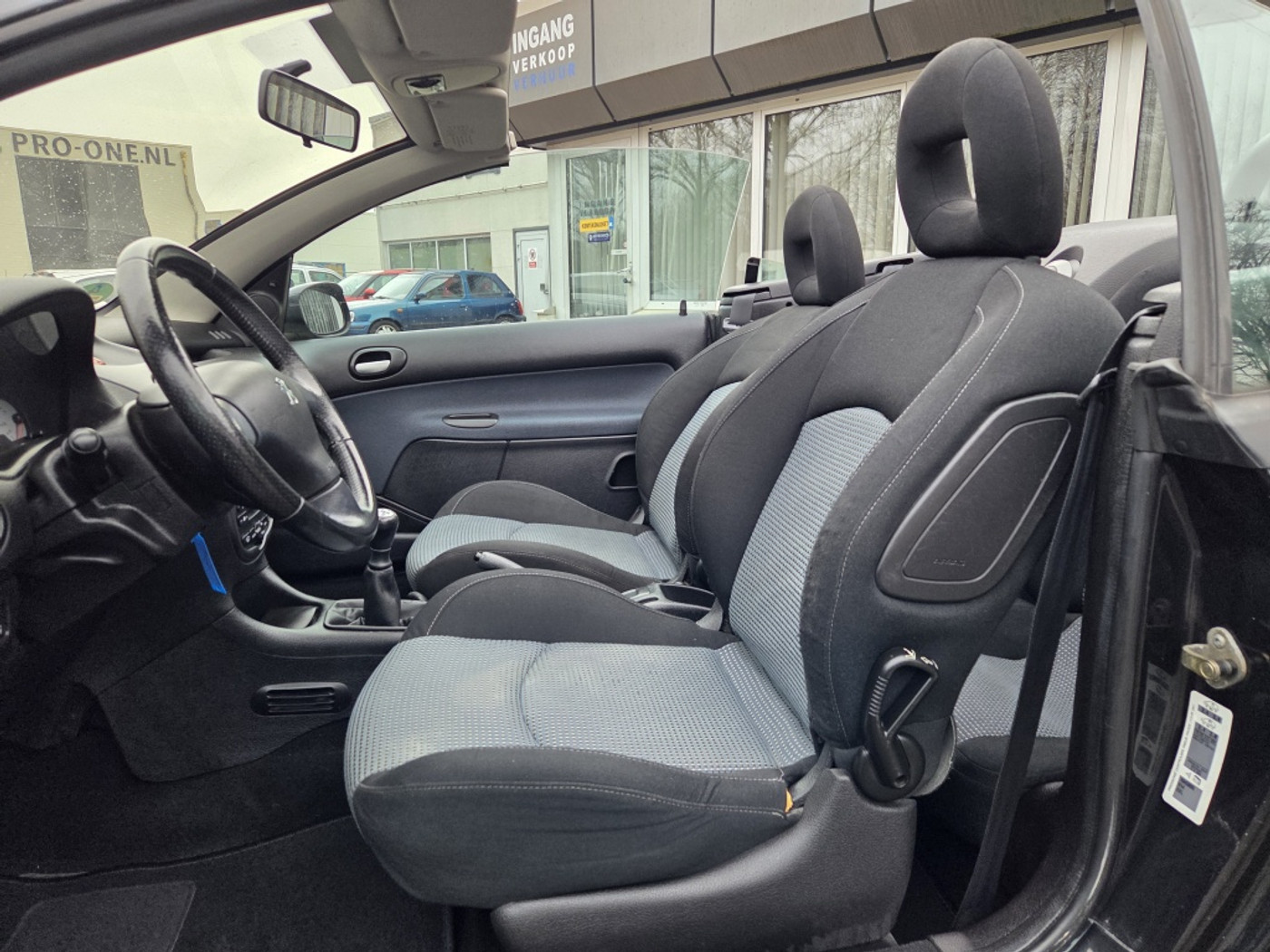 Foto van Peugeot 206 CC
