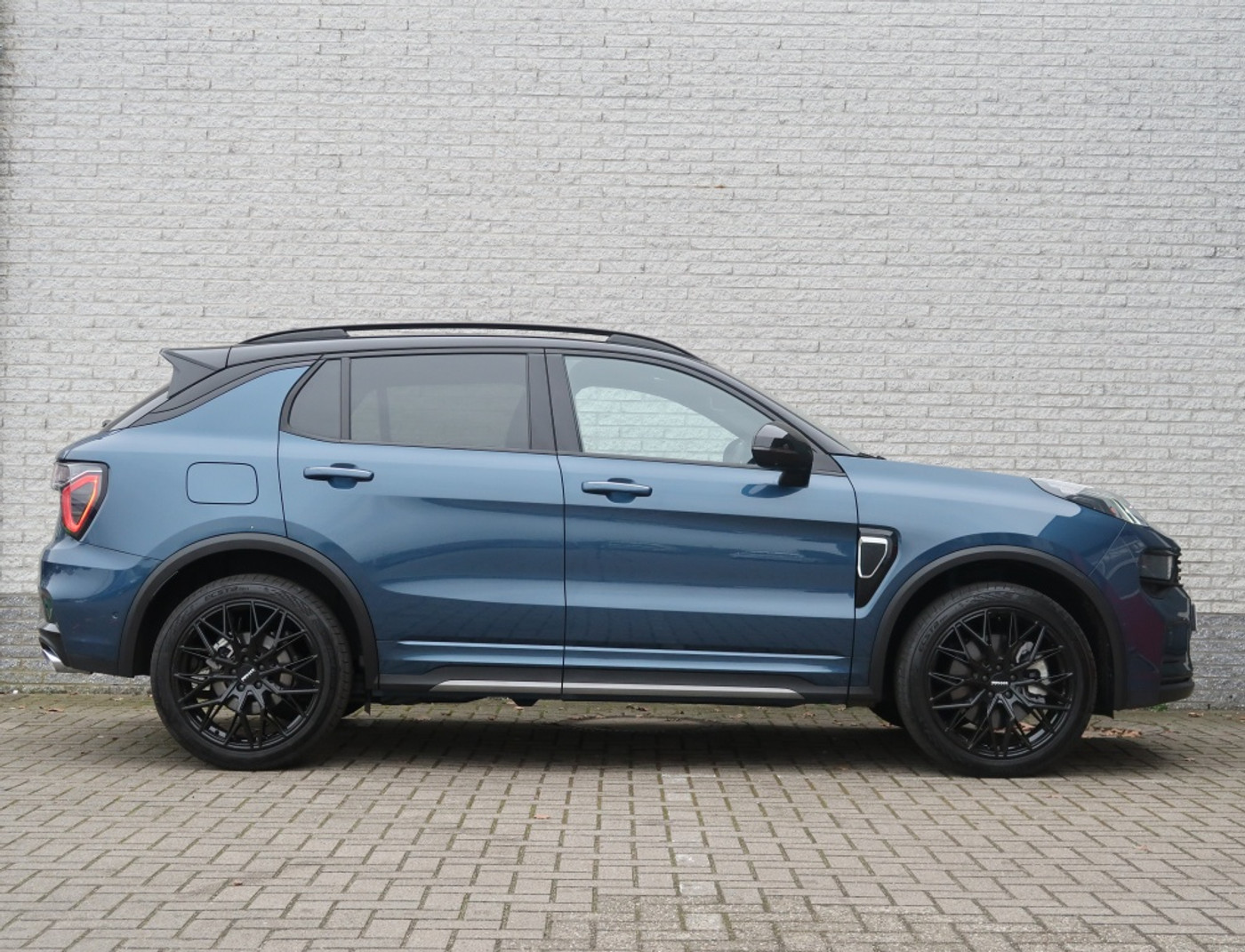 Foto van Lynk&co LYNK & Co 01