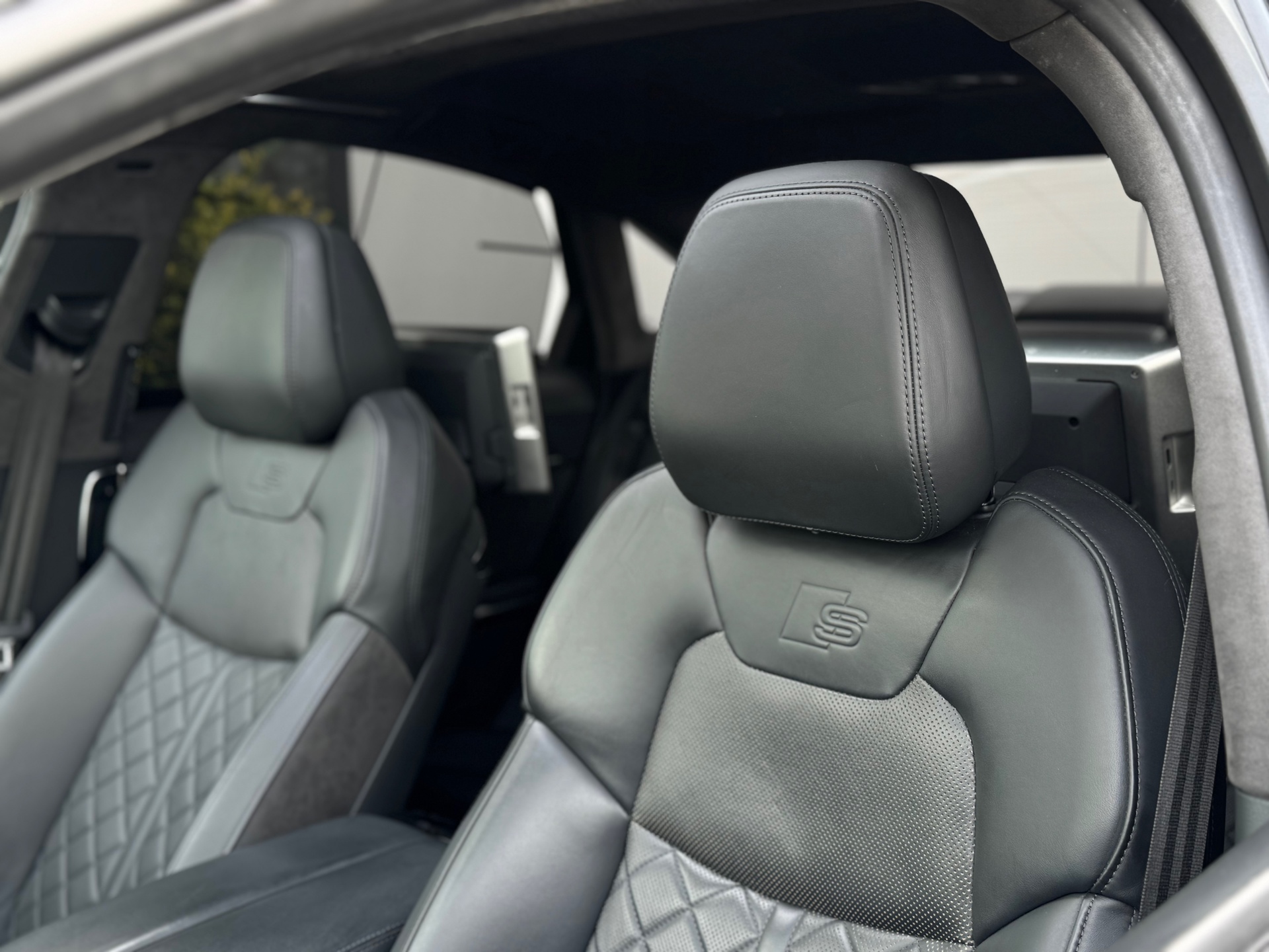 Foto van Audi S8