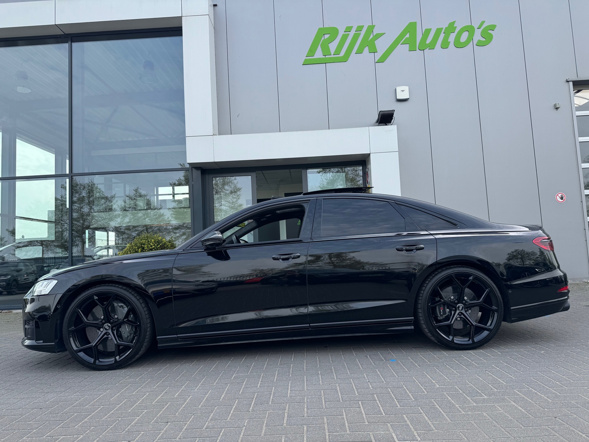 Foto van Audi S8