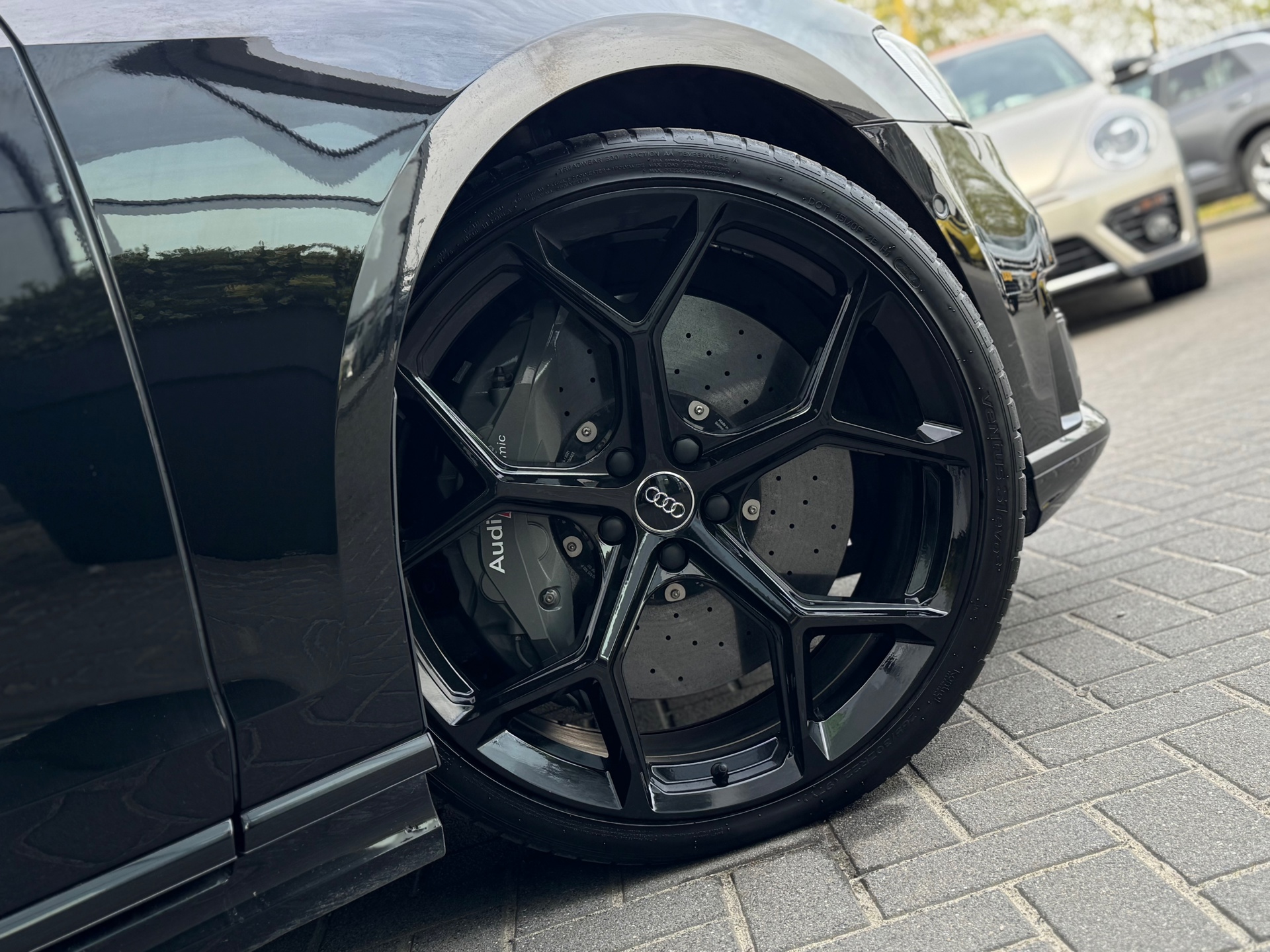 Foto van Audi S8