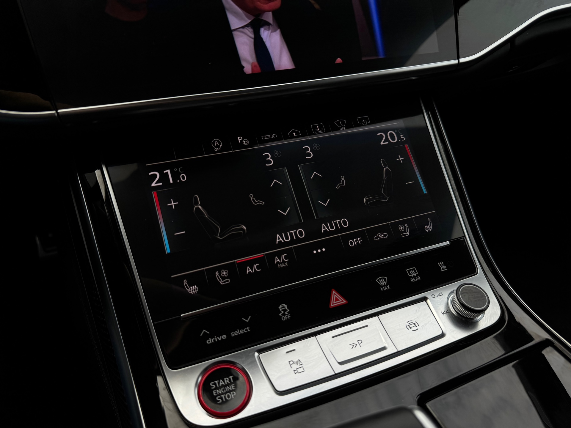 Foto van Audi S8