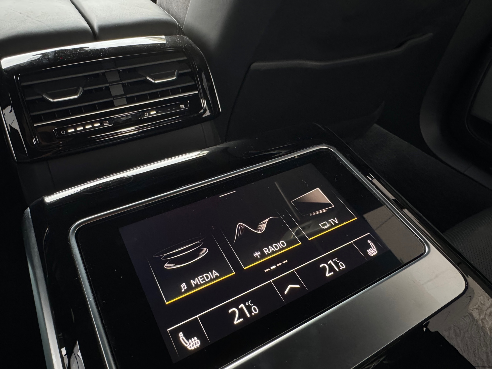 Foto van Audi S8