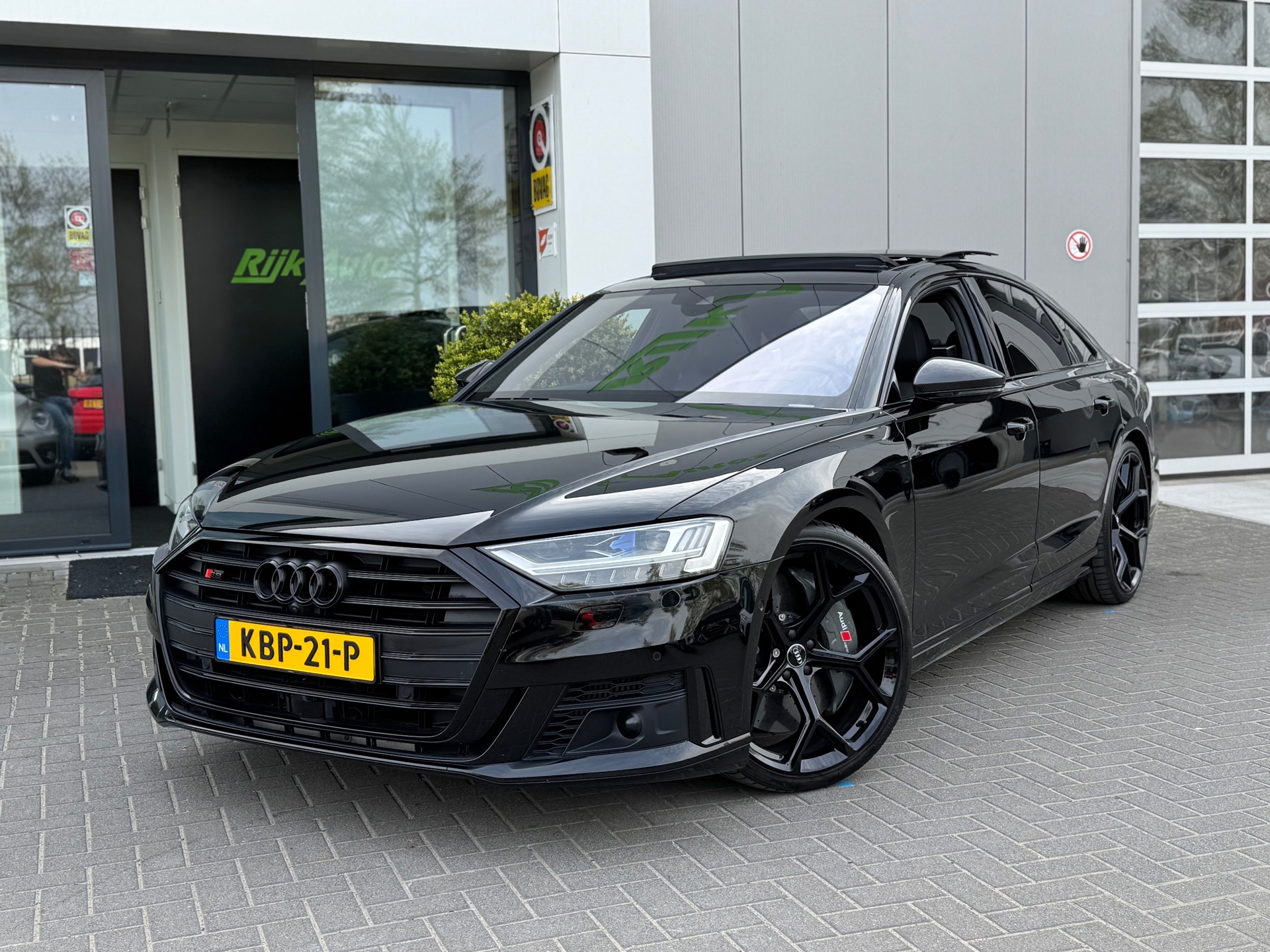 Foto van Audi S8