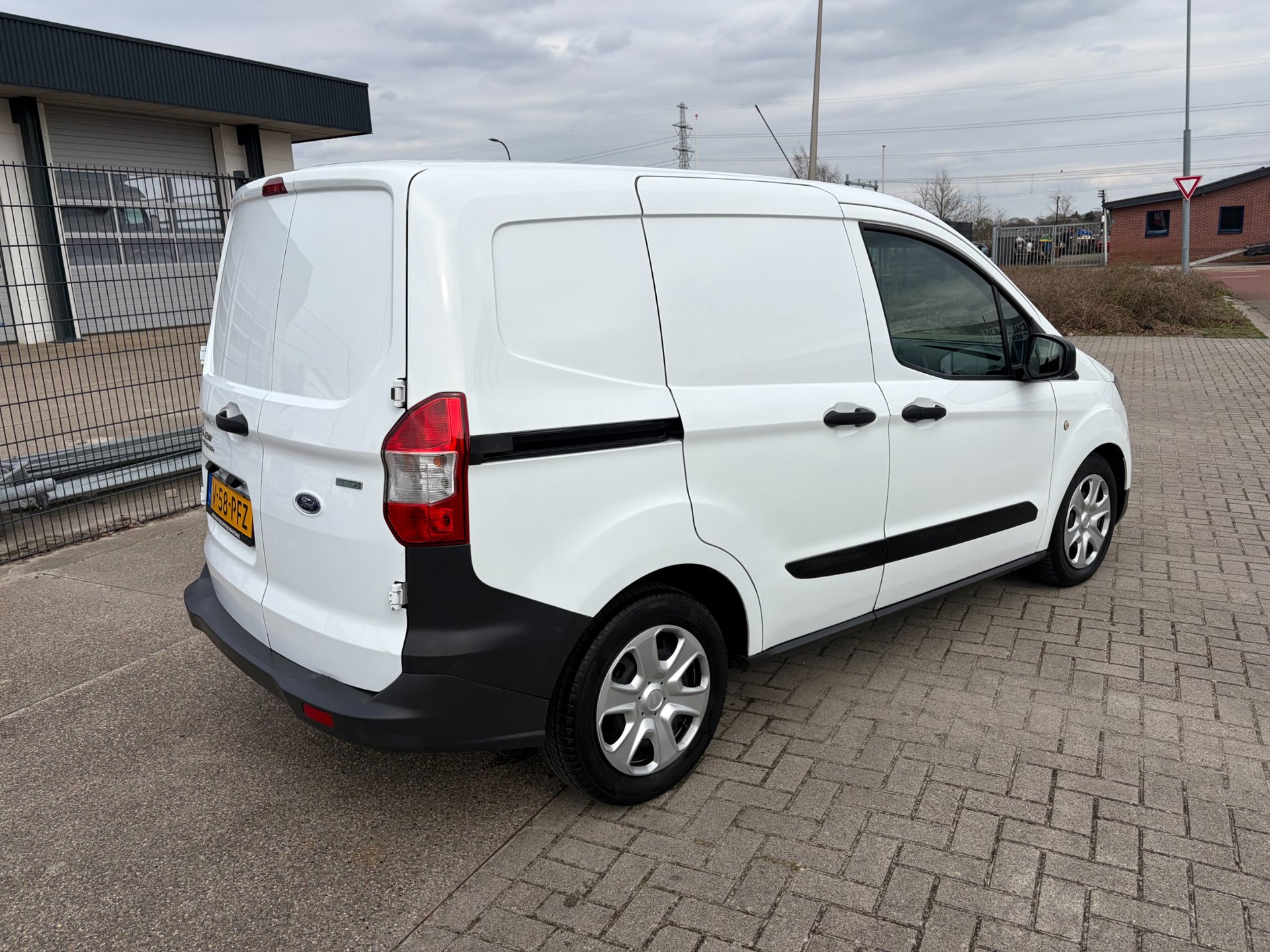 Foto van Ford Transit Courier