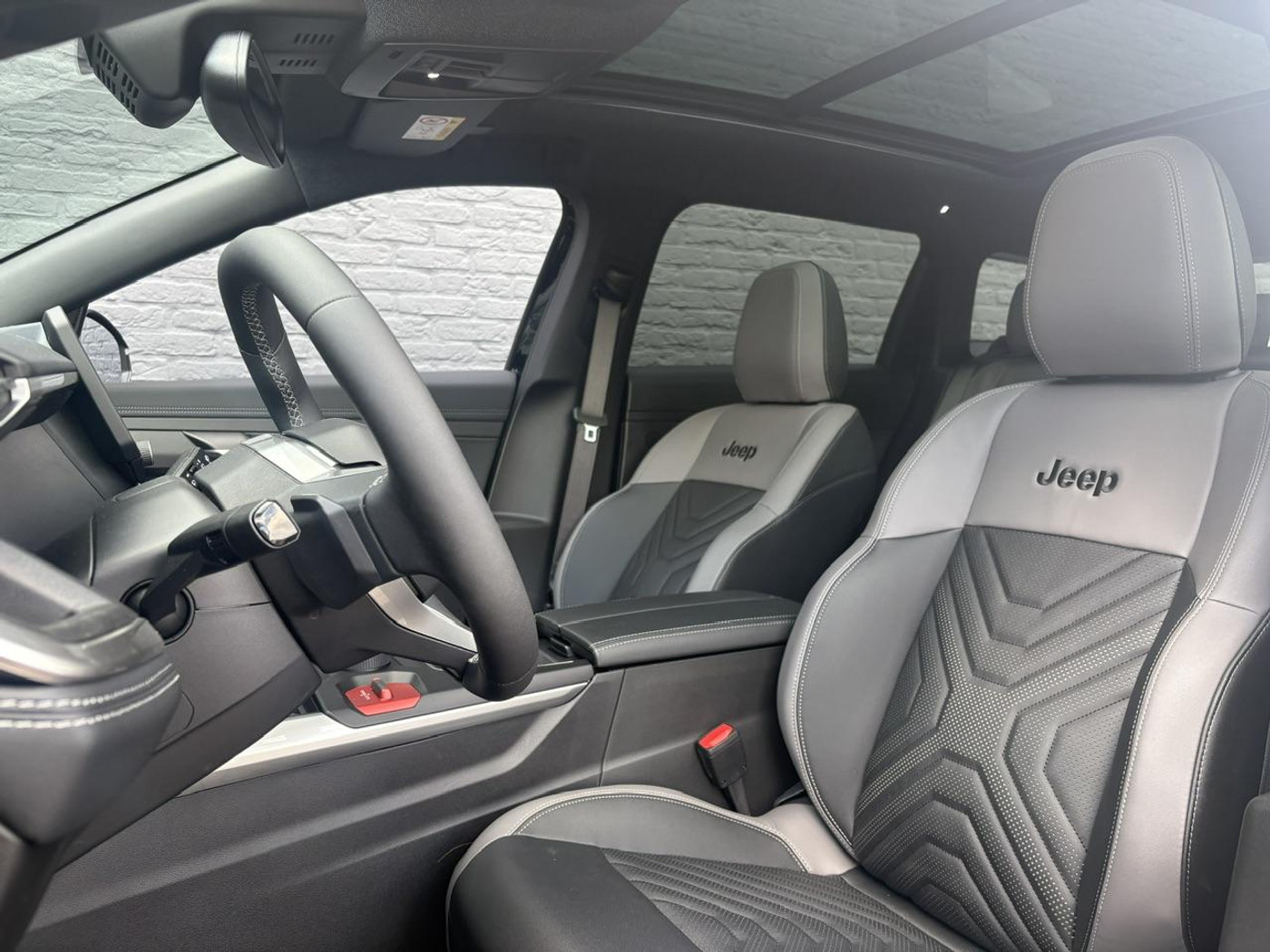 Foto van Jeep Compass