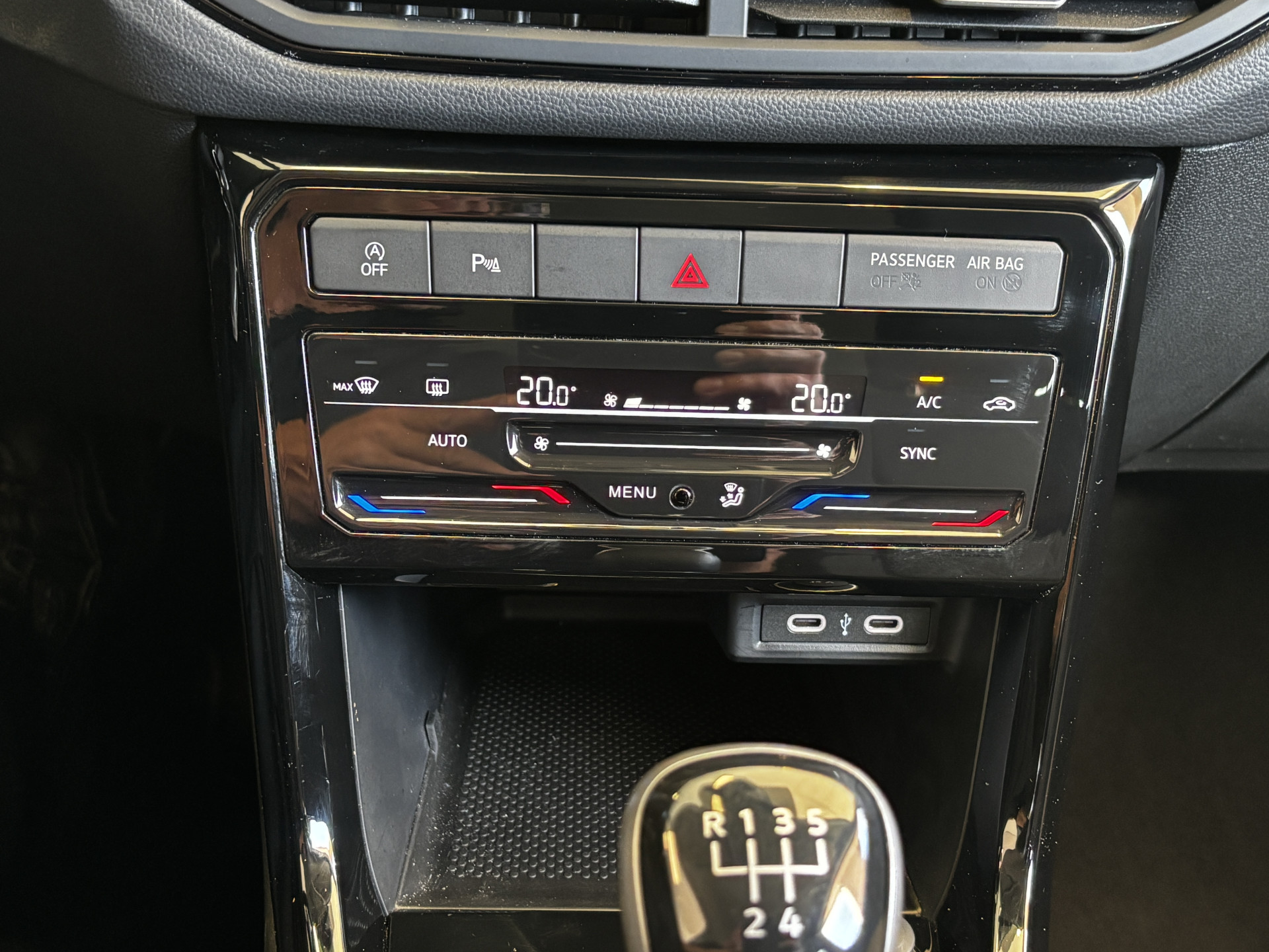 Foto van Volkswagen T-cross