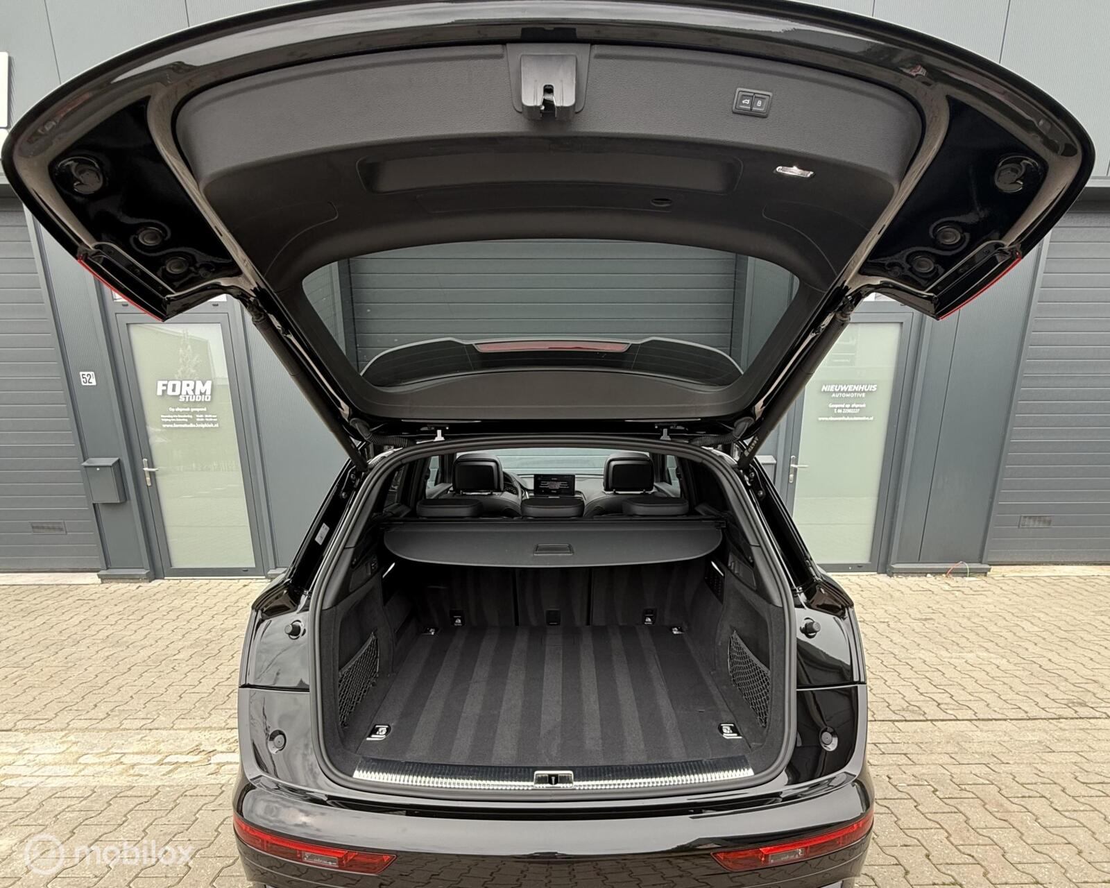 Foto van Audi Q5 55 TFSI E