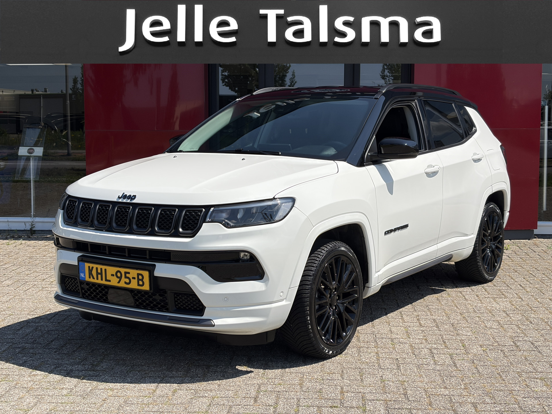 Jeep Compass 4xe 240 Plug-in Hybrid Electric S | Camera 2022 - voorkant