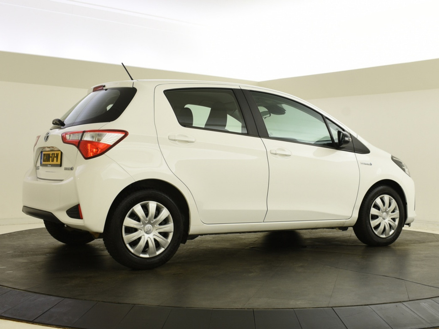 Foto van Toyota Toyota Yaris Hybrid