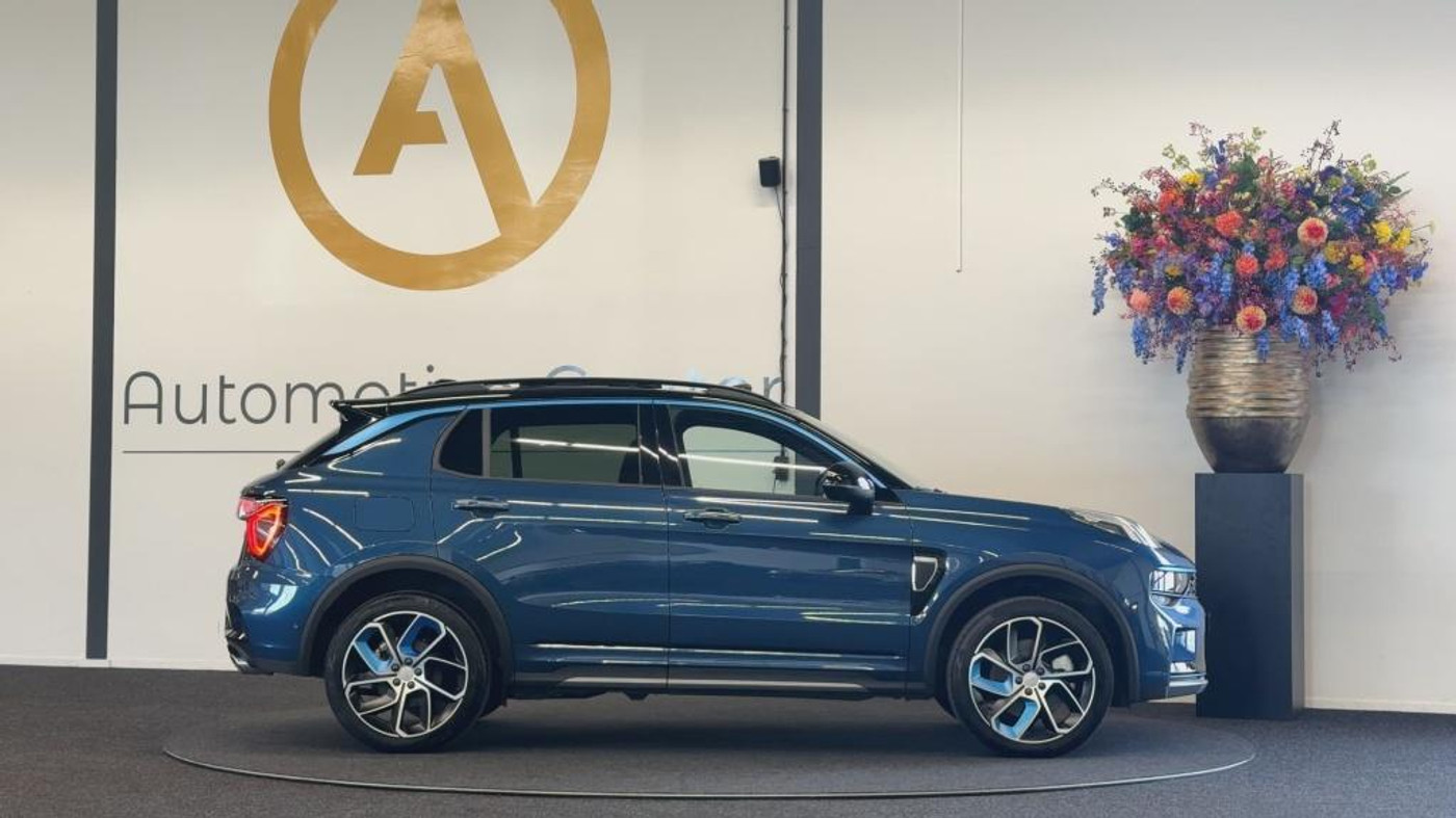 Foto van Lynk&co LYNK & Co 01