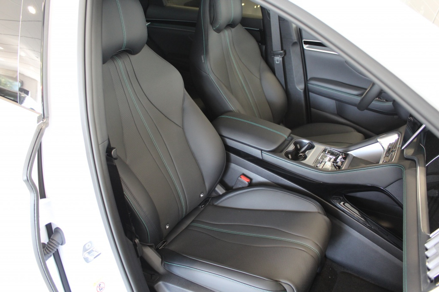 Foto van BYD BYD Seal U Dm-i