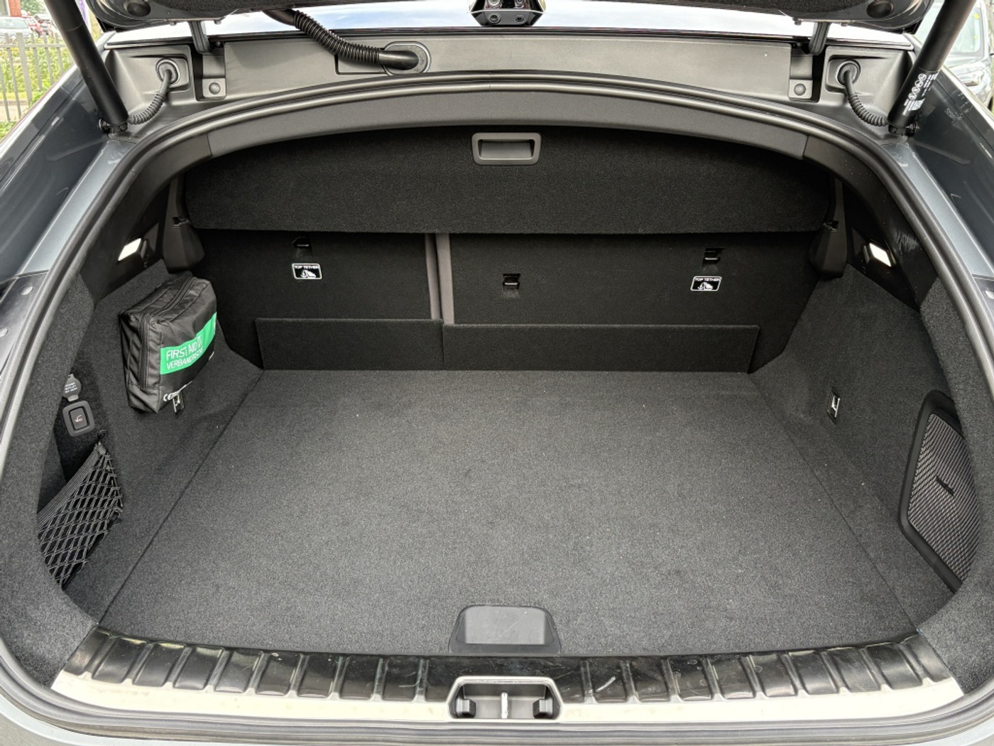 Foto van Polestar Polestar 4