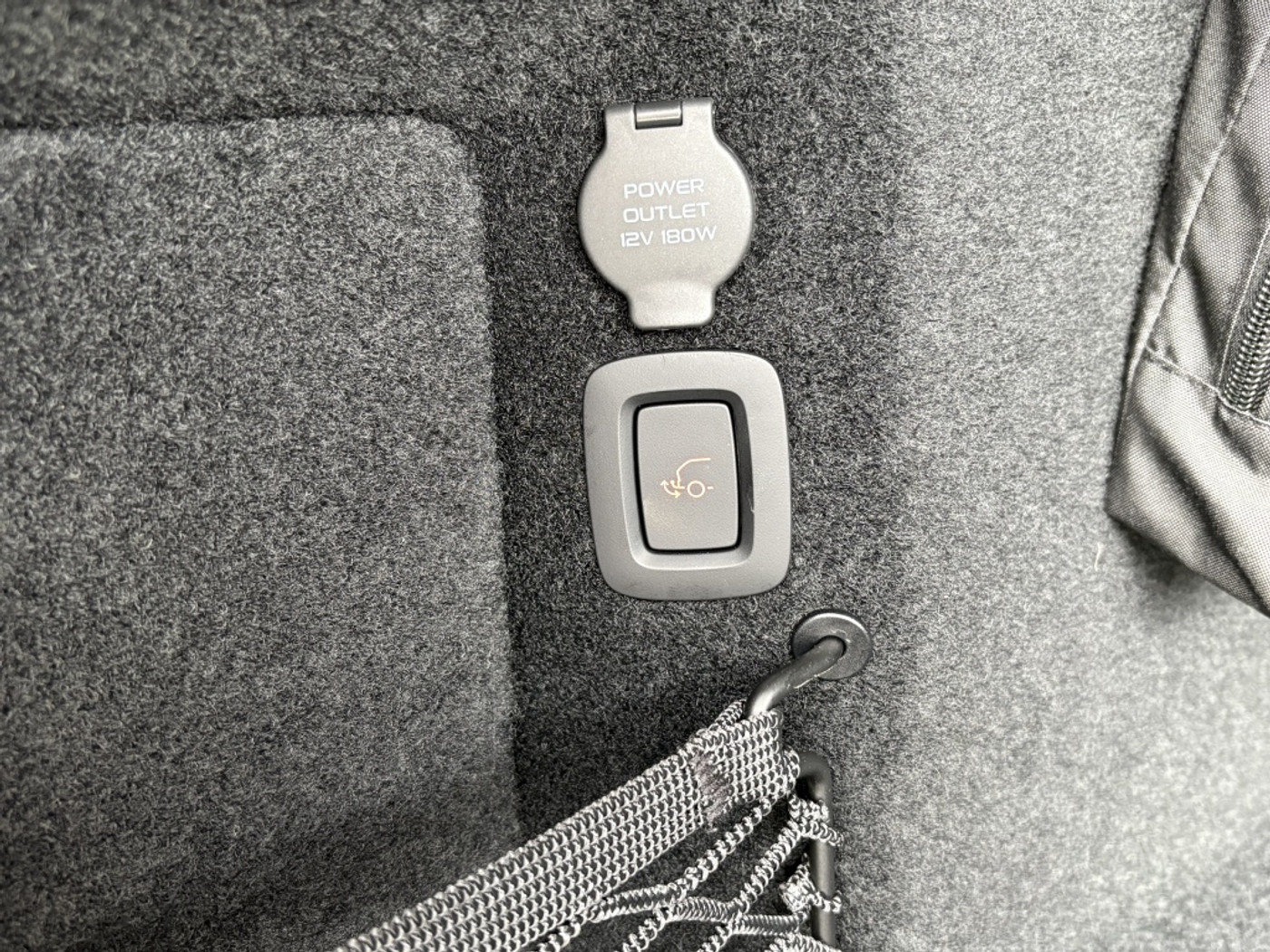 Foto van Polestar Polestar 4