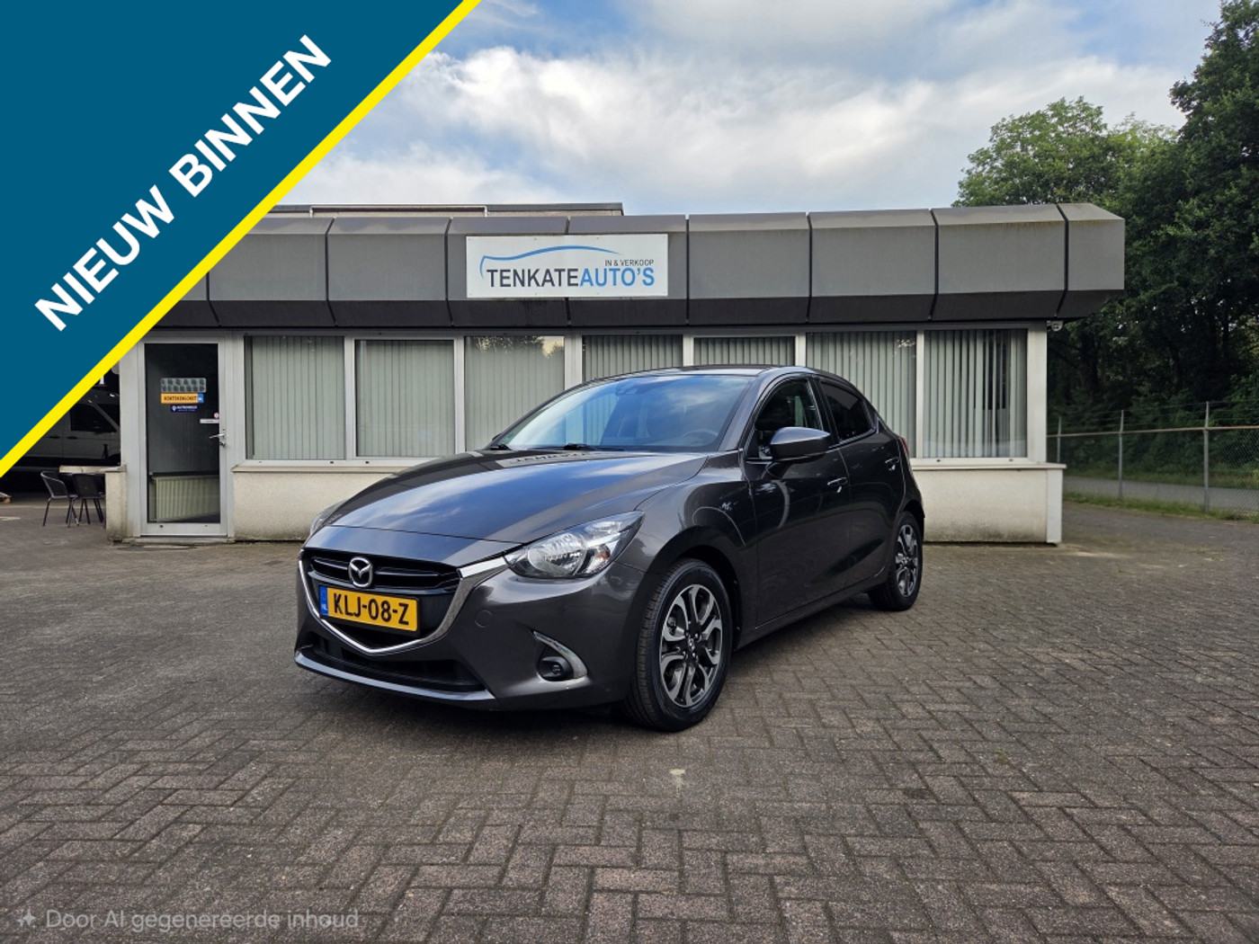 Mazda Mazda2 1.5 Skyactiv-G GT-M Navigatie Cruise control PDC Lichtmetaal 16 inch Rijstrooksensor 2017 - voorkant