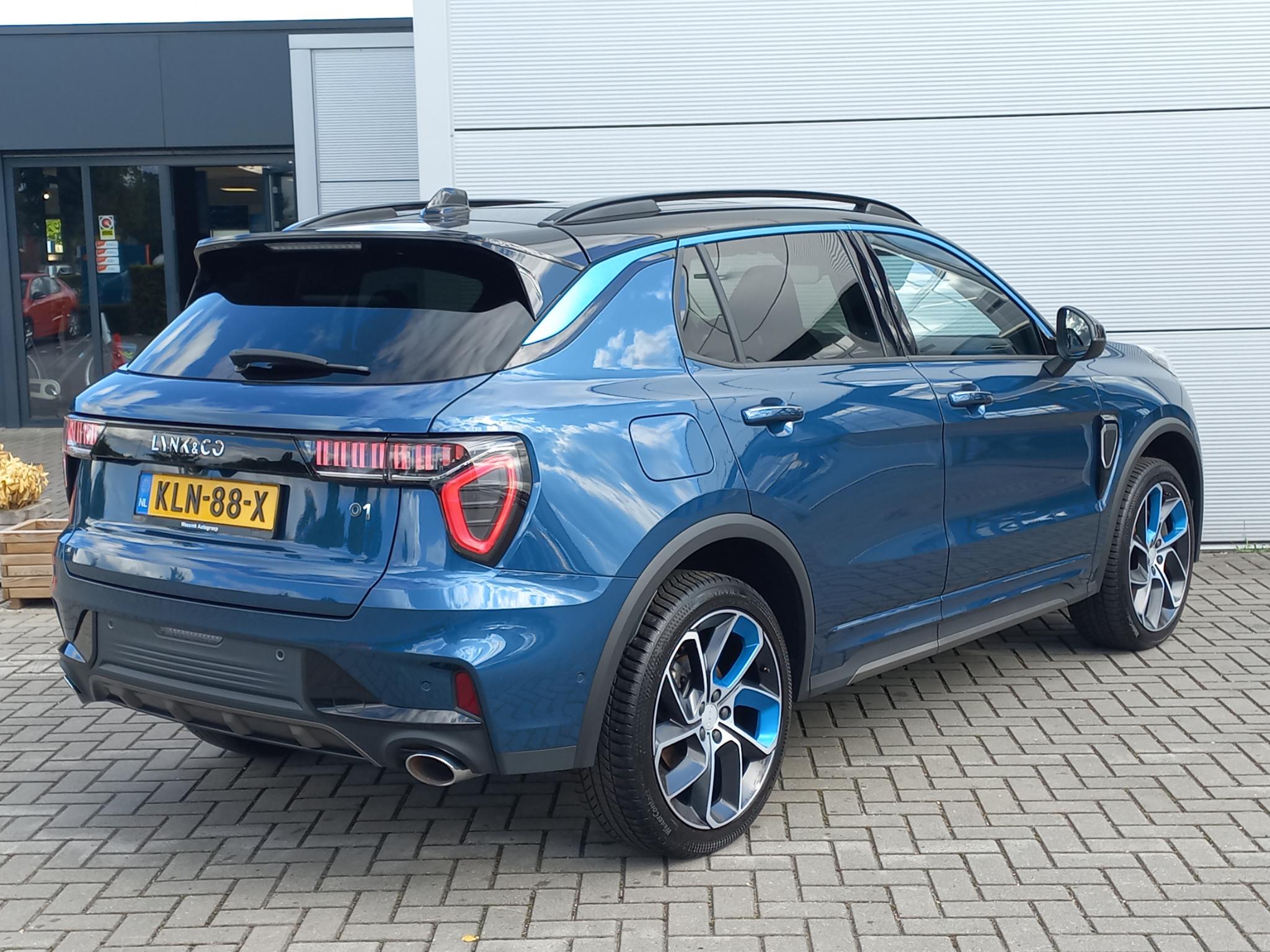 Foto van Lynk&co LYNK & Co 01
