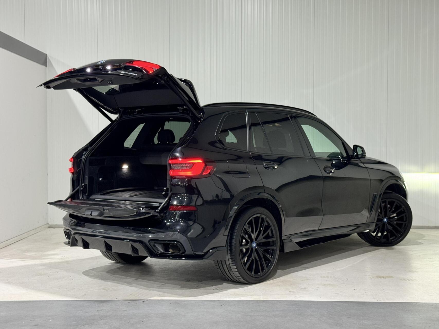 Foto van BMW X5 Xdrive45e
