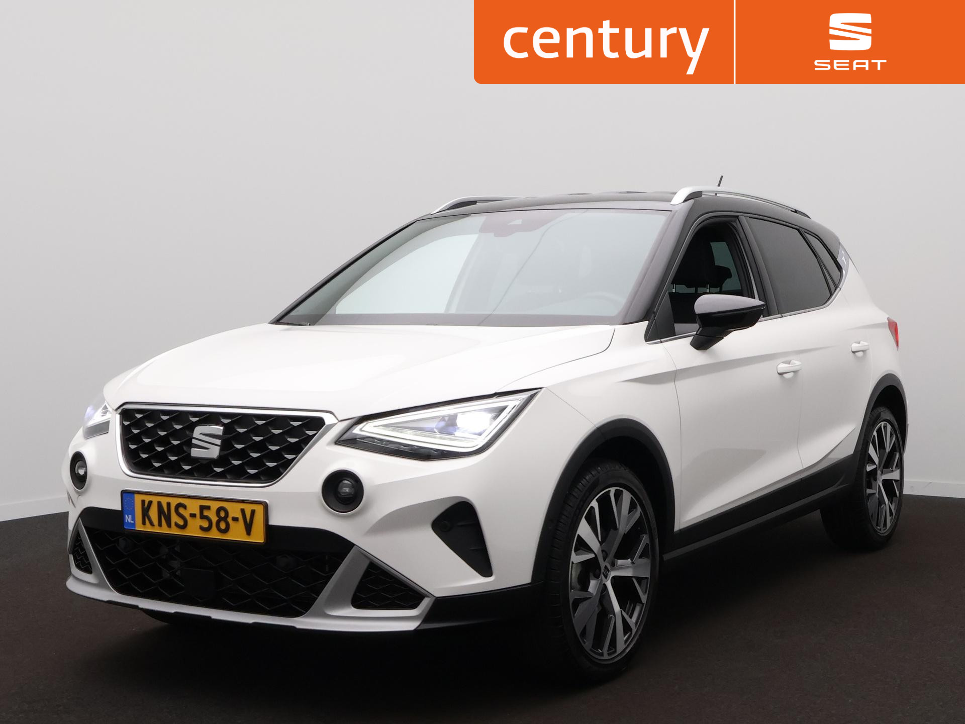 Seat Arona 1.0 EcoTSI FR Anniversary 2024 - voorkant