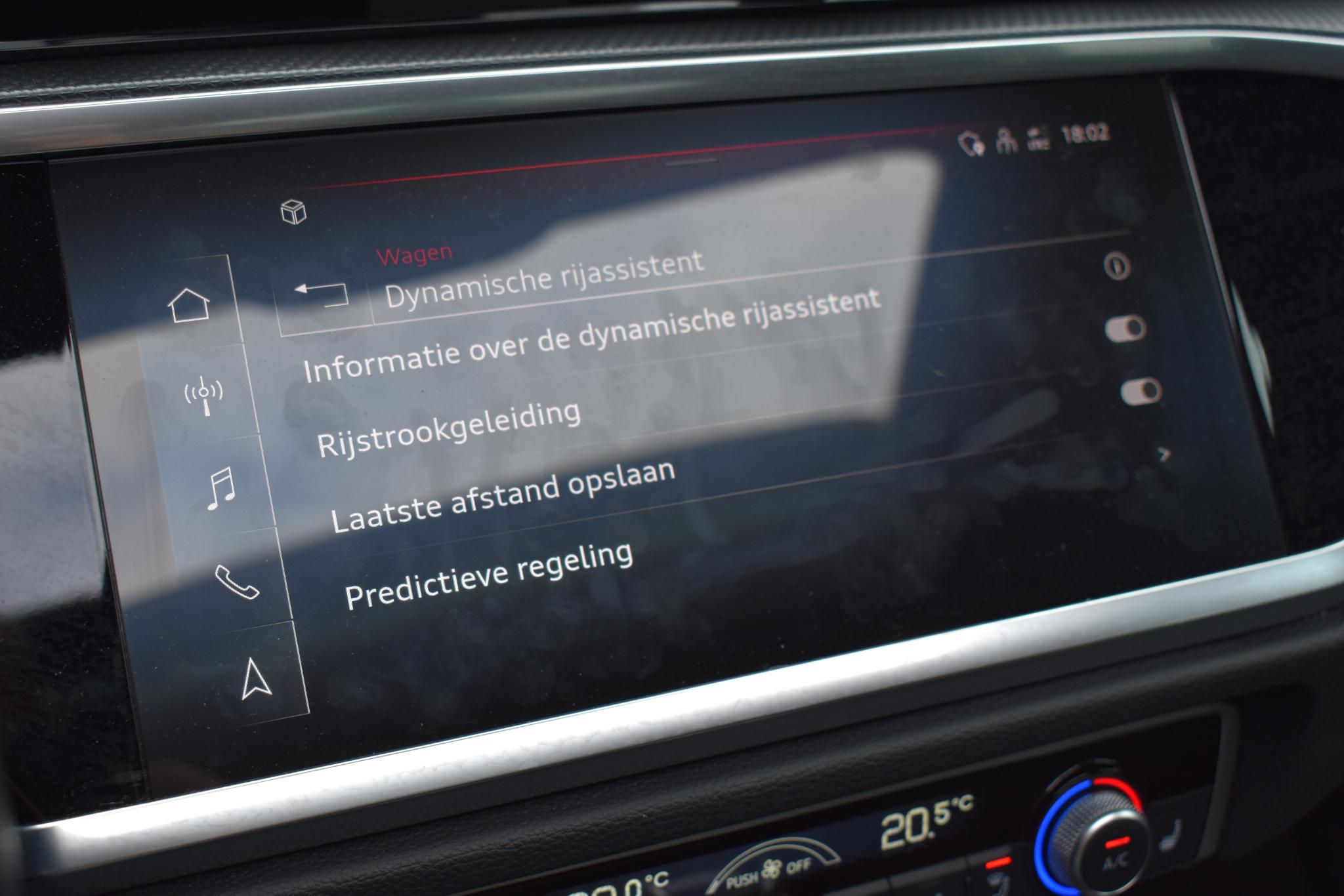 Foto van Audi Q3 E-tron