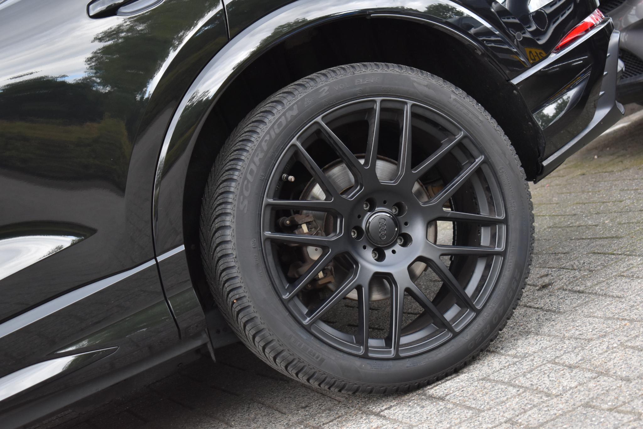 Foto van Audi Q3 E-tron