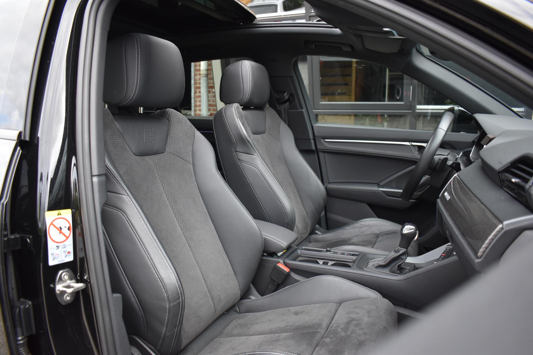 Foto van Audi Q3 E-tron