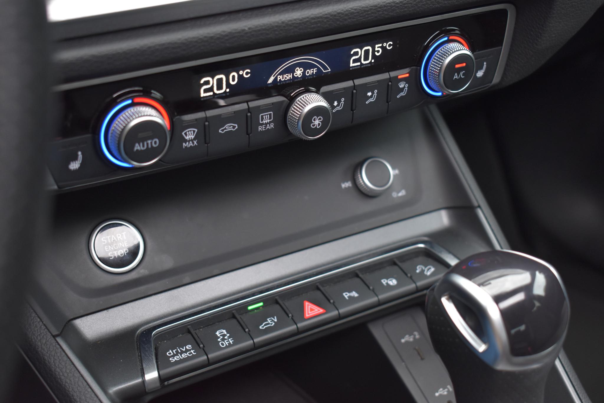 Foto van Audi Q3 E-tron