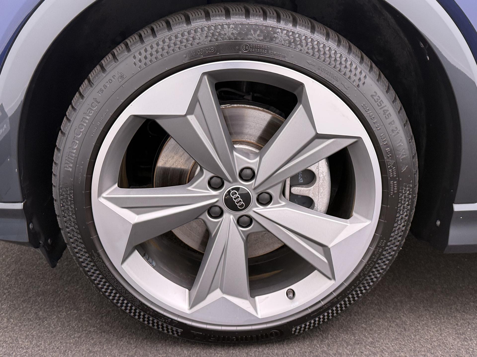 Foto van Audi Q4 Sportback 55 E-tron