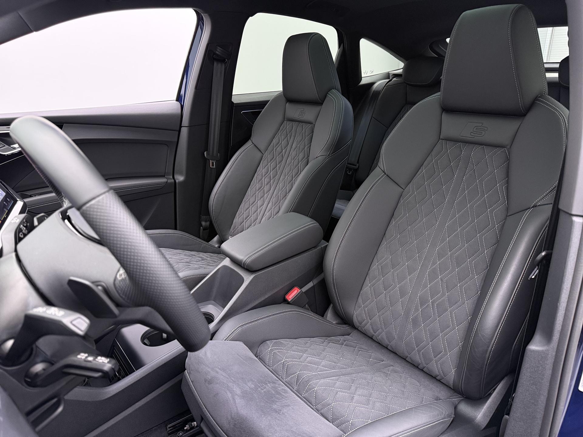 Foto van Audi Q4 Sportback 55 E-tron