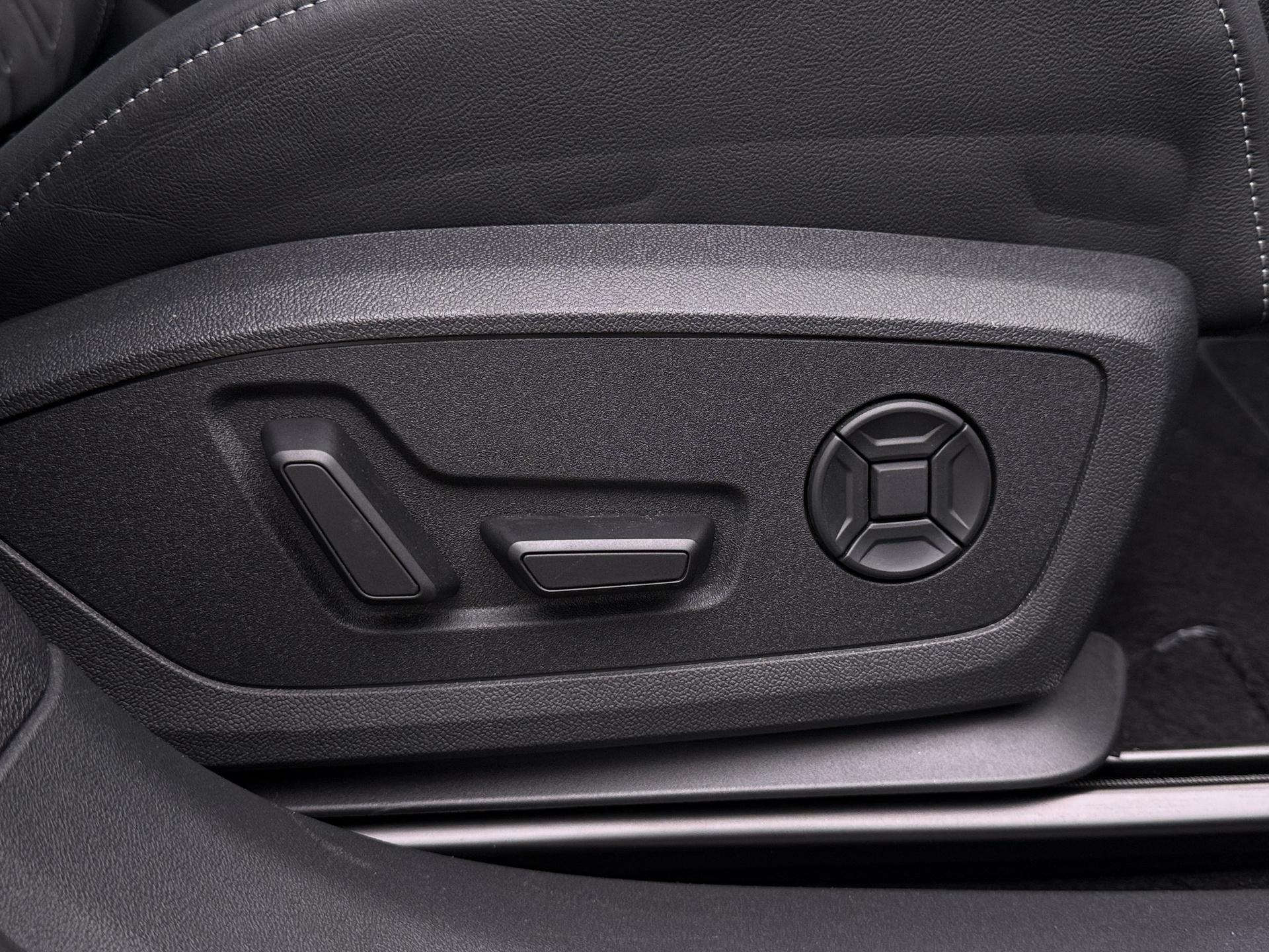 Foto van Audi Q4 Sportback 55 E-tron