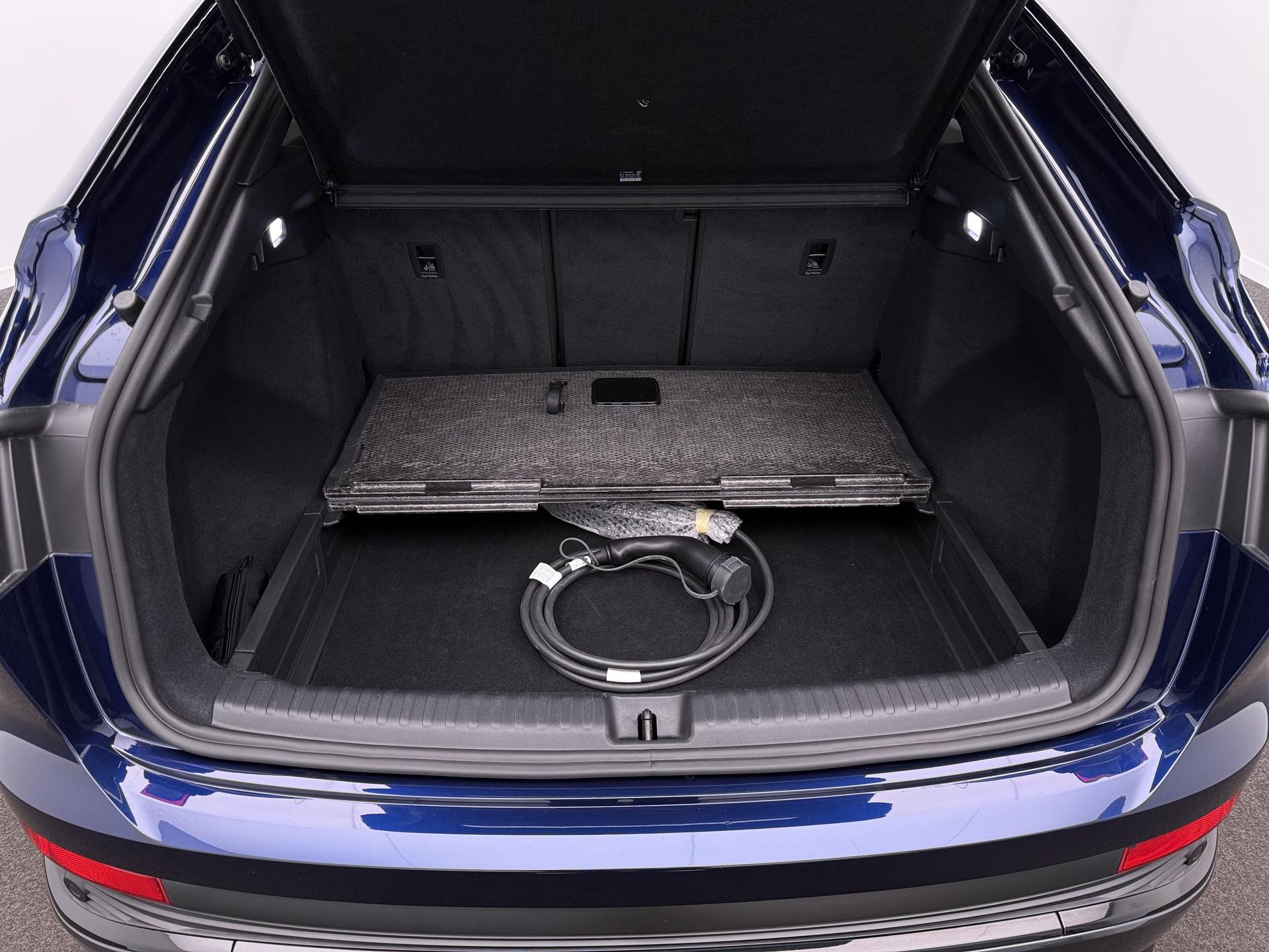 Foto van Audi Q4 Sportback 55 E-tron