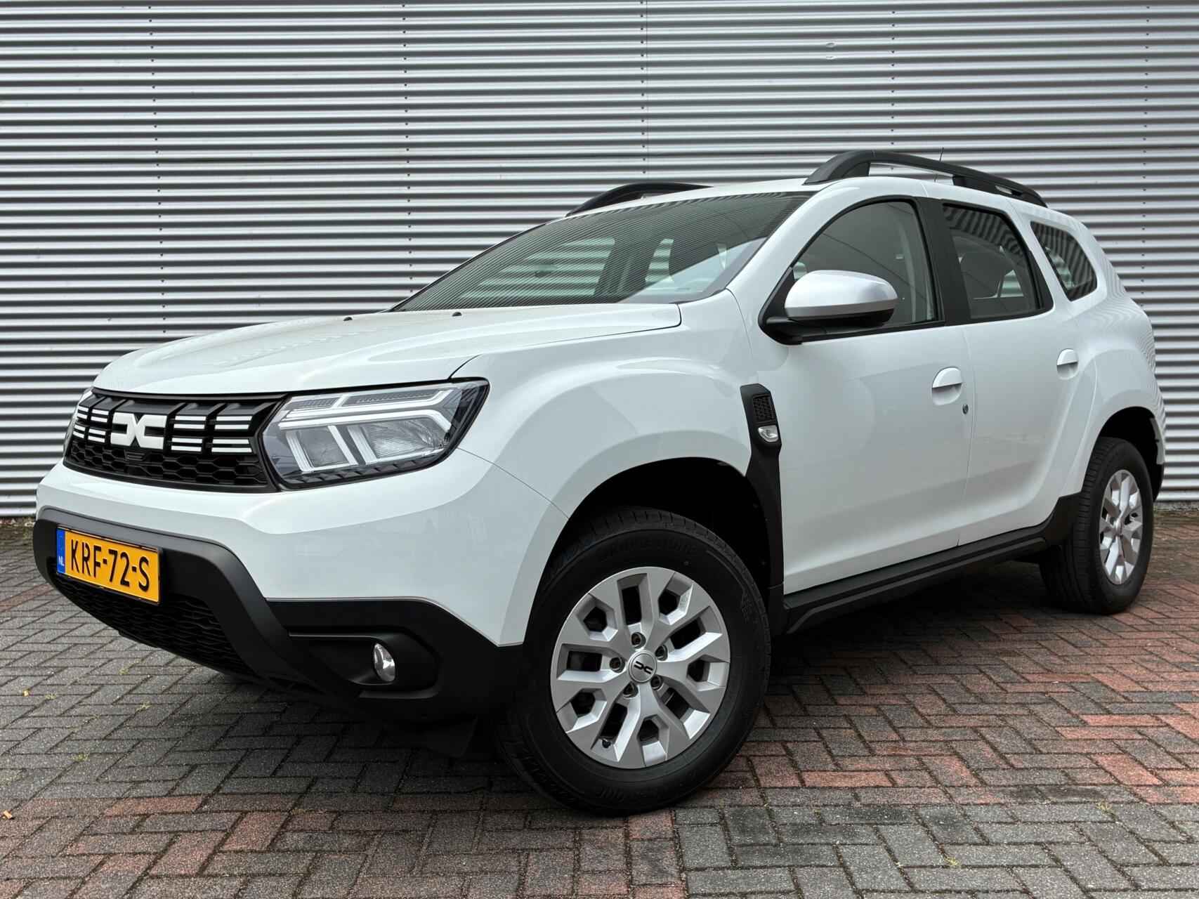 Dacia Duster 1.0 TCe 100 ECO-G Essential Apple Carplay 2023 - voorkant