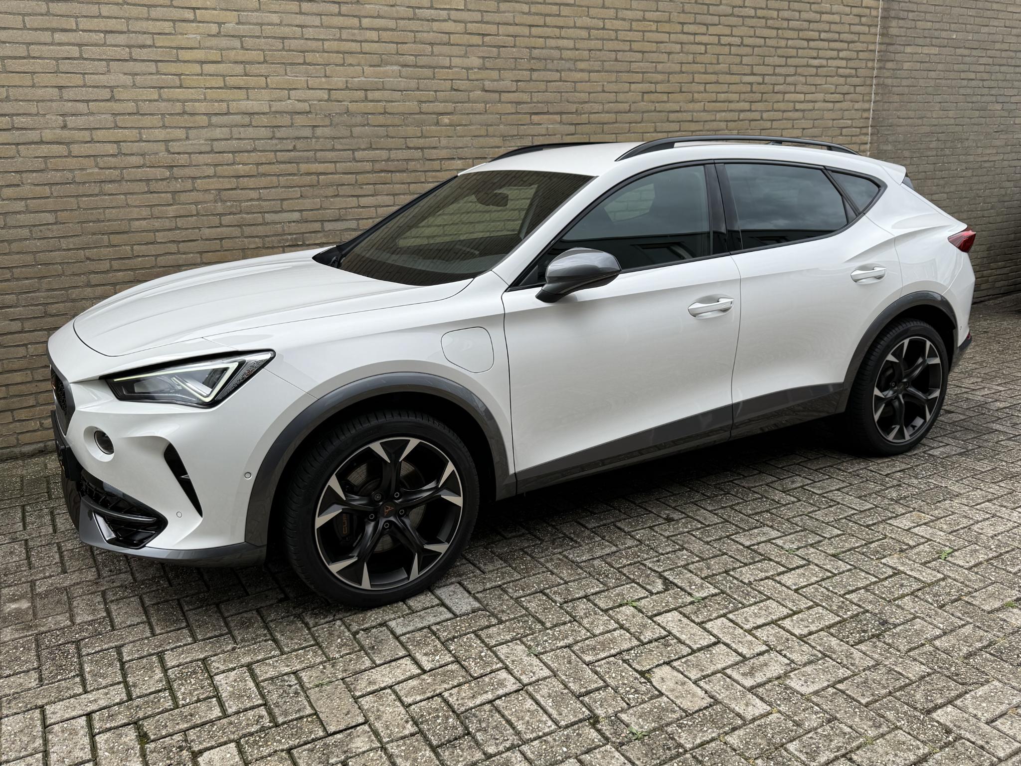 Foto van Cupra Formentor VZ E-hybrid