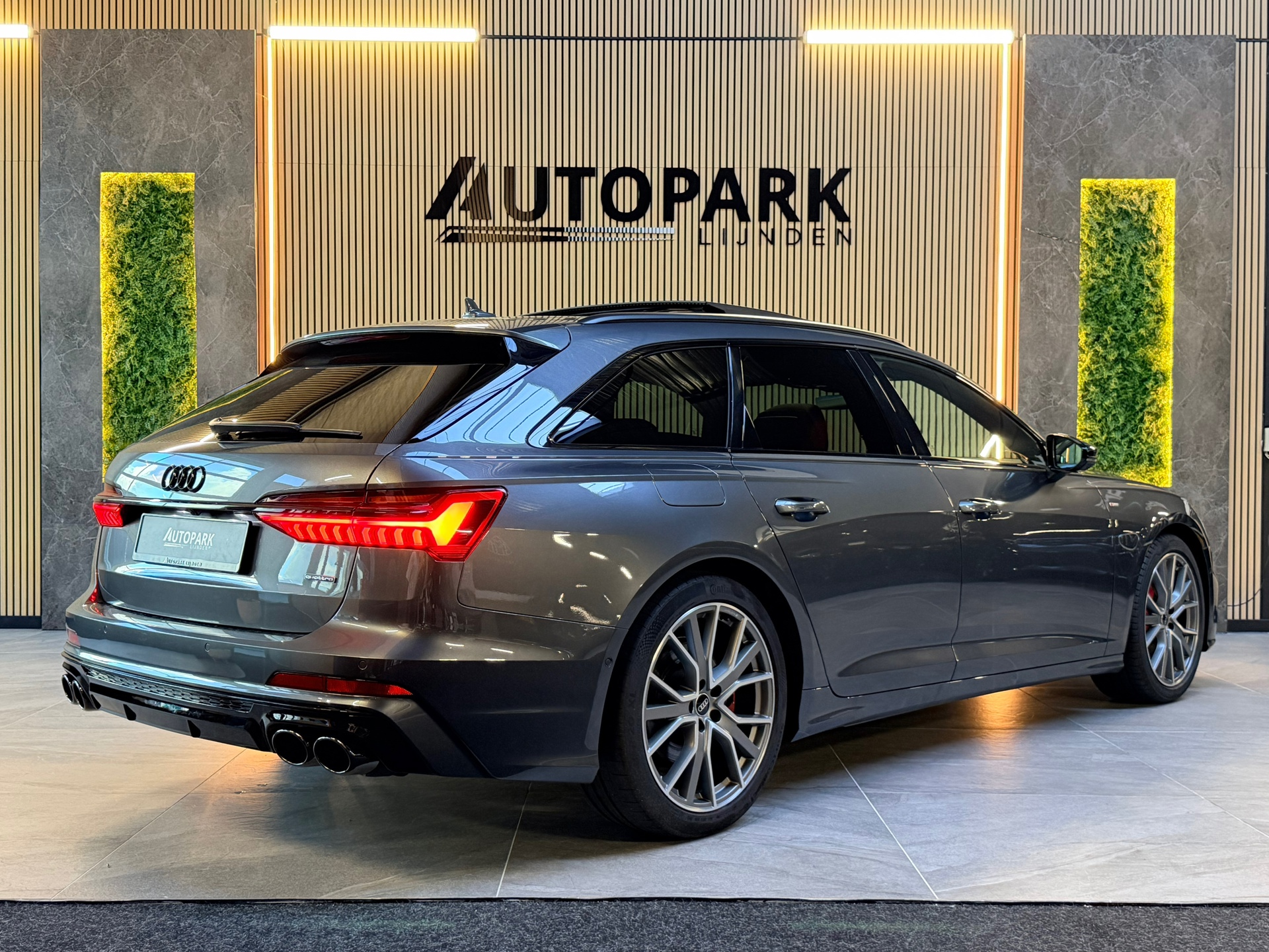 Foto van Audi A6 Avant 55 TFSI E